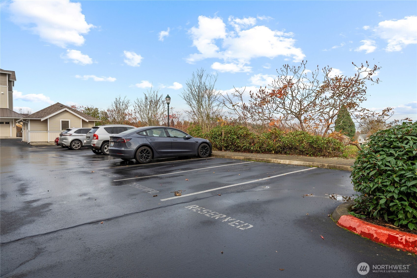 2840 SW Raymond Street Unit: 203