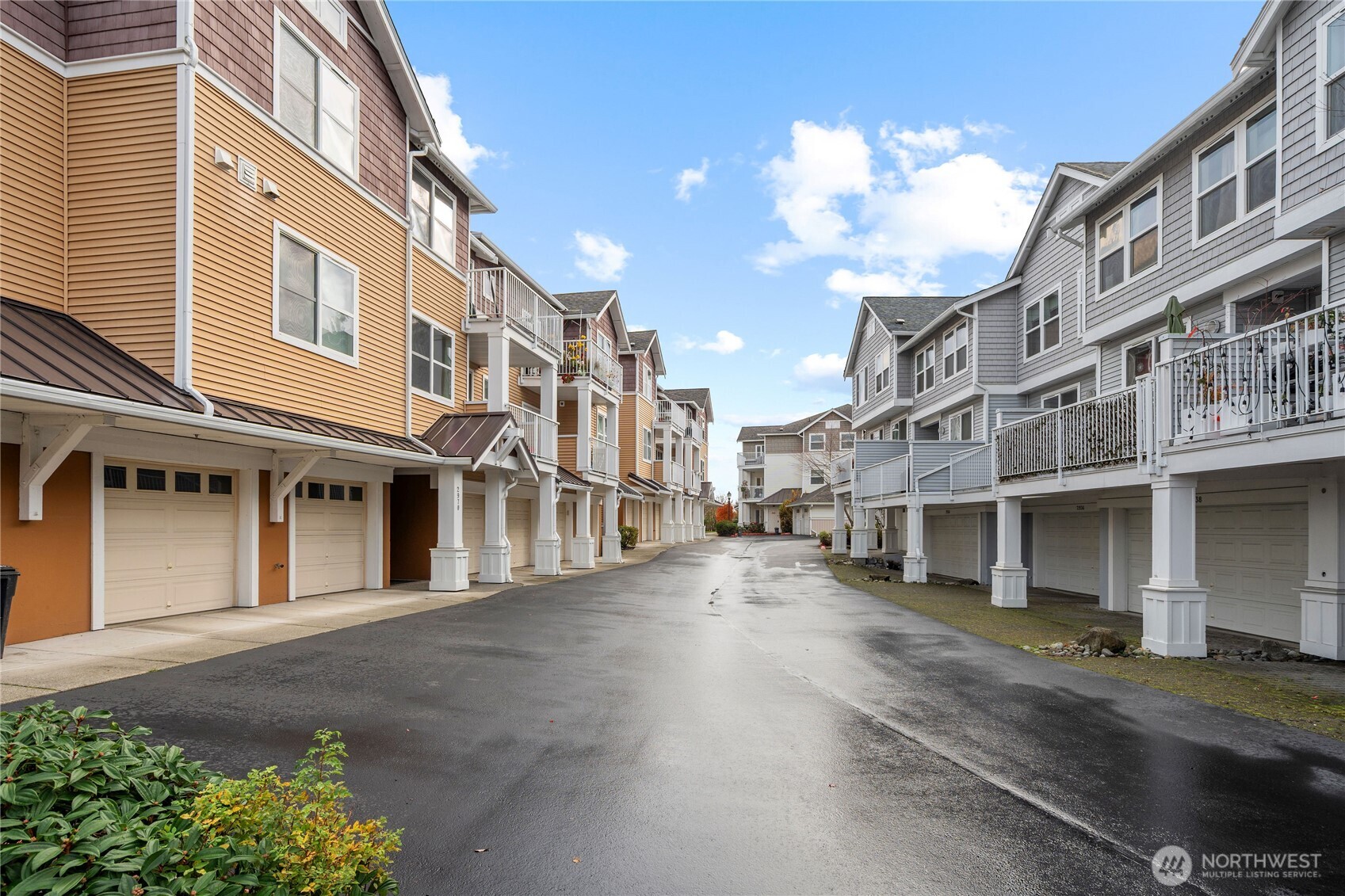 2840 SW Raymond Street Unit: 203