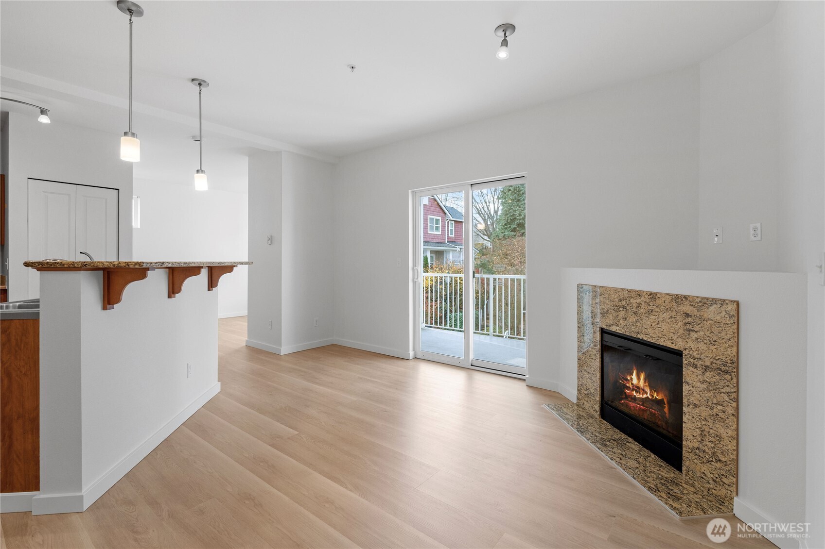 2840 SW Raymond Street Unit: 203