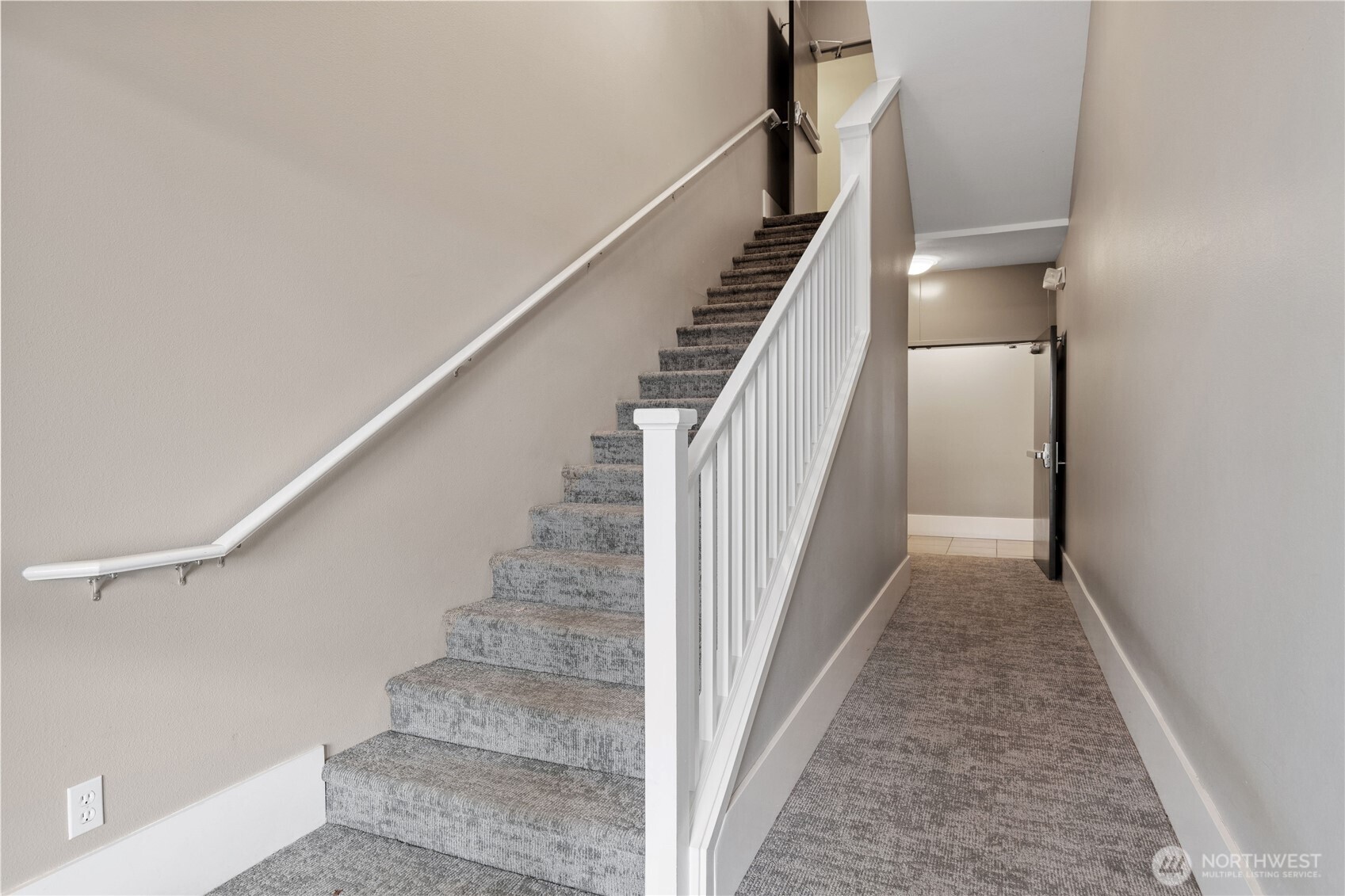 2840 SW Raymond Street Unit: 203