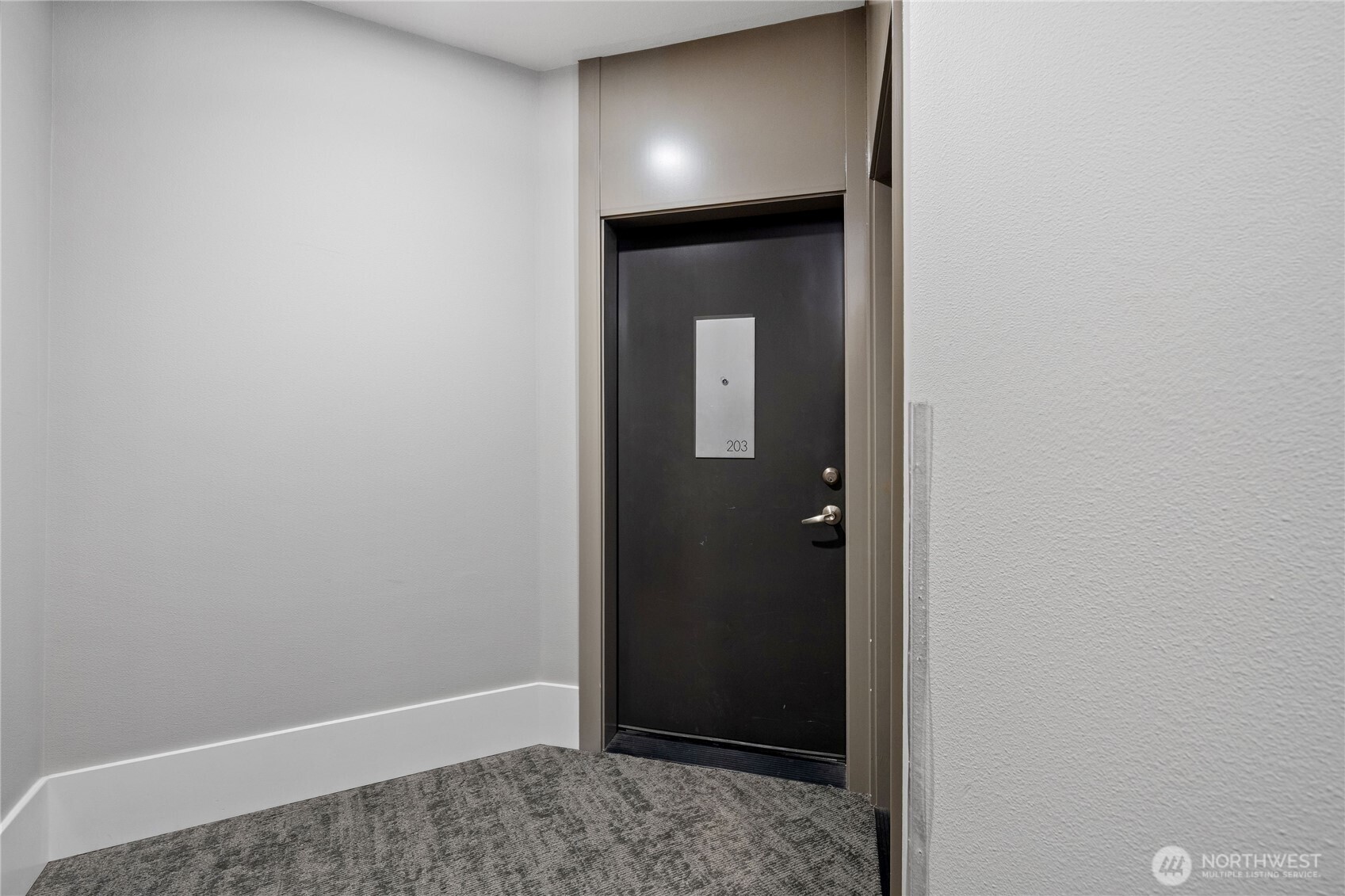 2840 SW Raymond Street Unit: 203