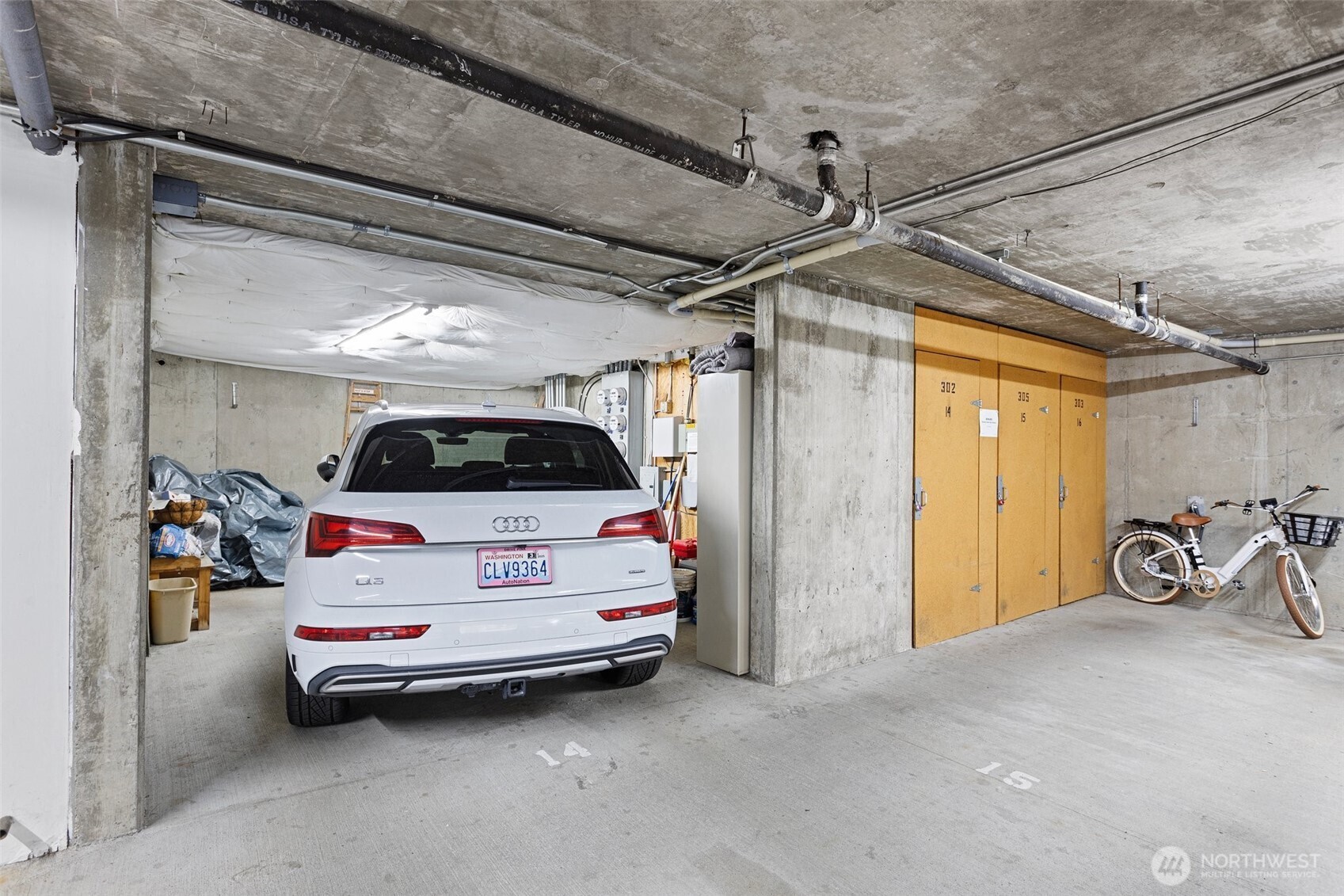 2727 E Franklin Unit: 102