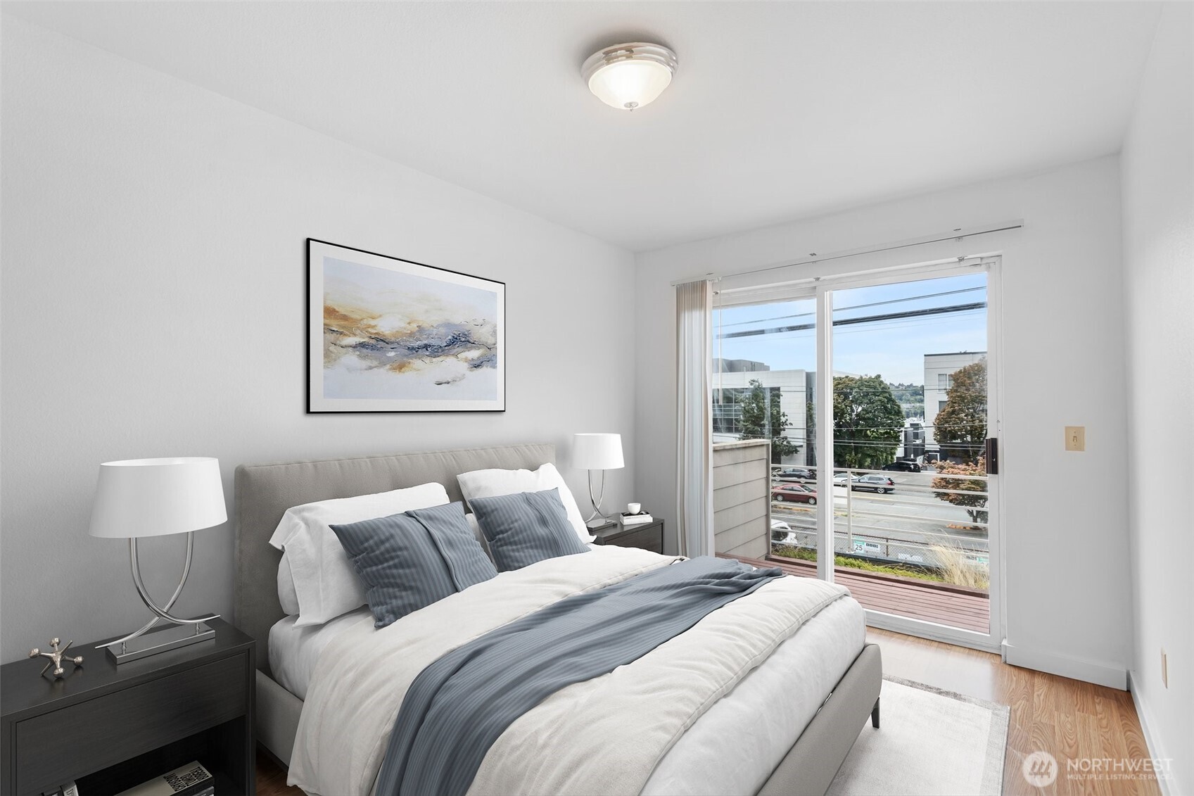 2727 E Franklin Unit: 102