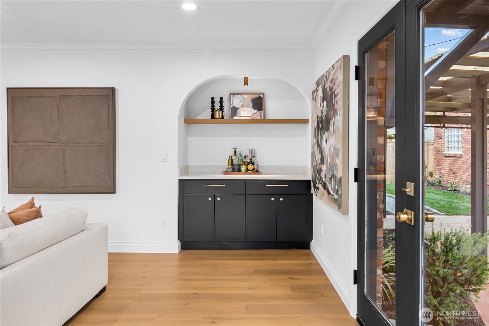 12216 Palatine Avenue N