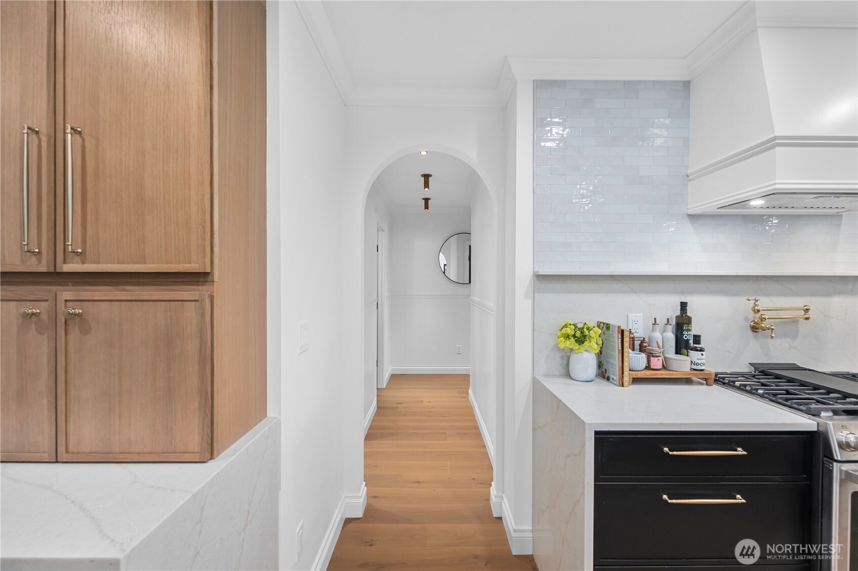 12216 Palatine Avenue N