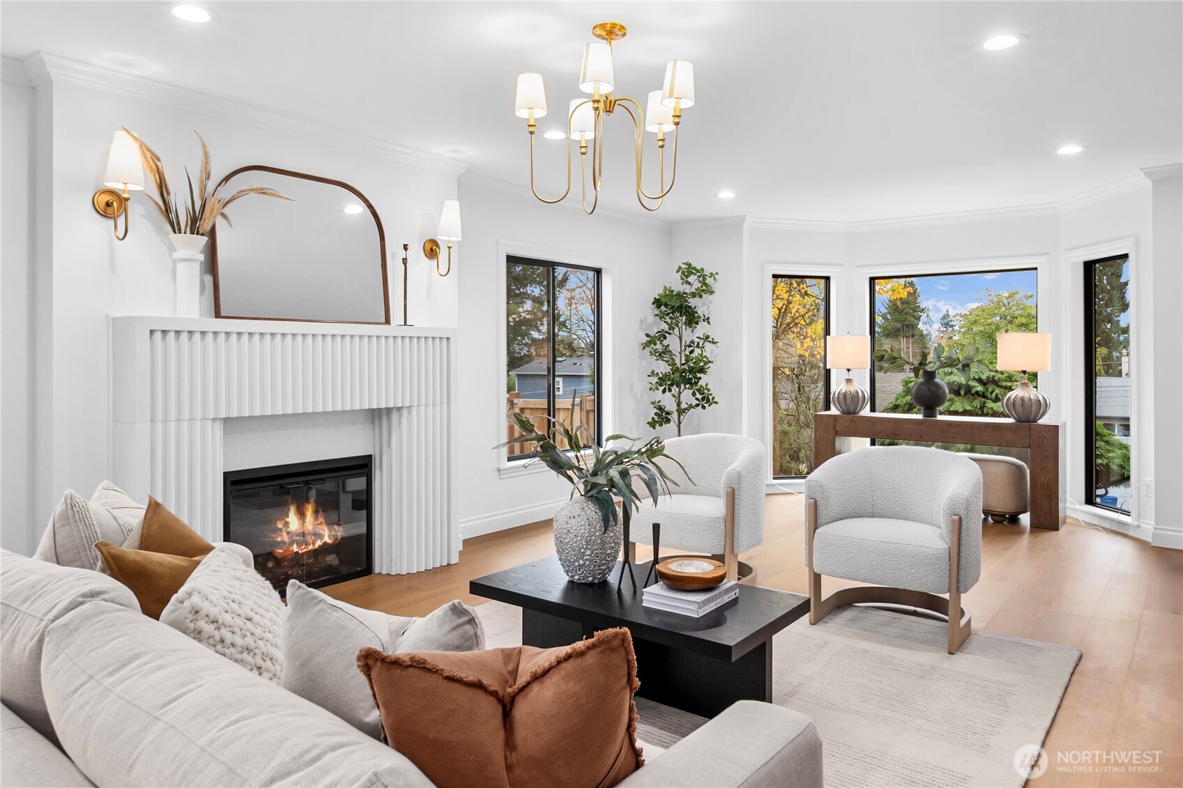 12216 Palatine Avenue N