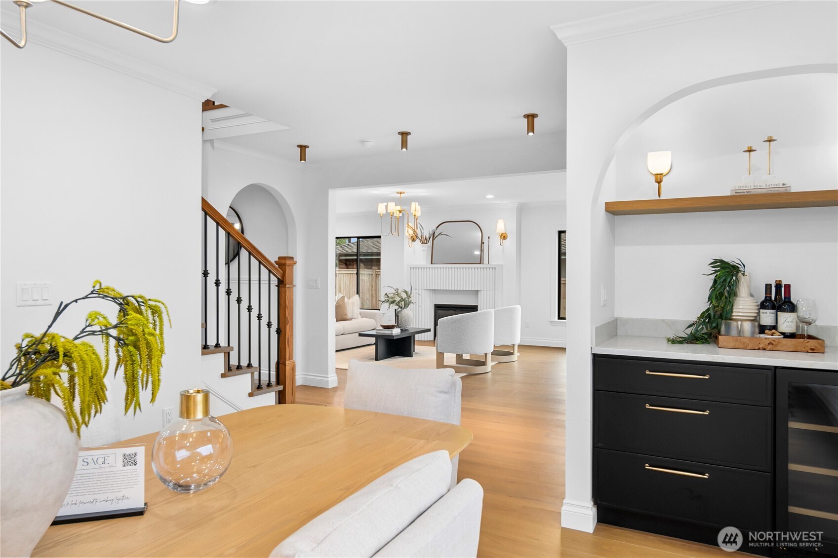 12216 Palatine Avenue N