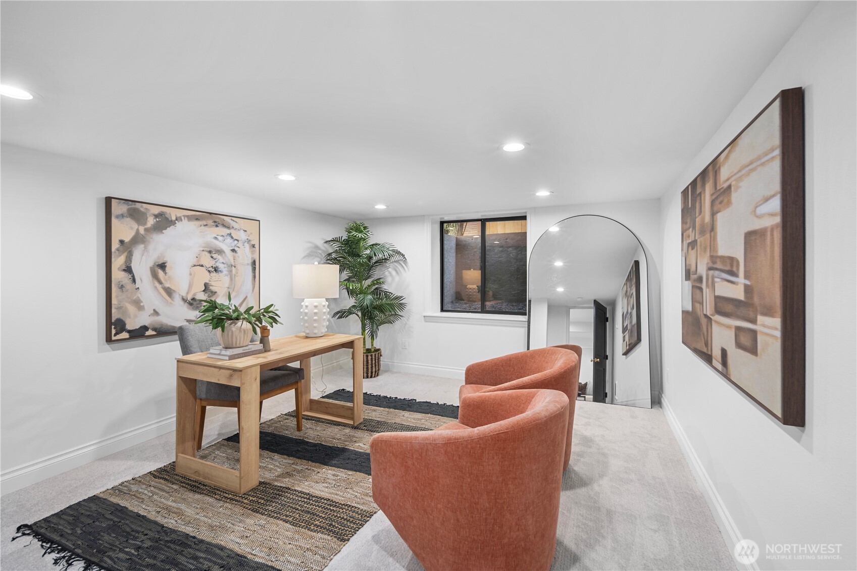 12216 Palatine Avenue N