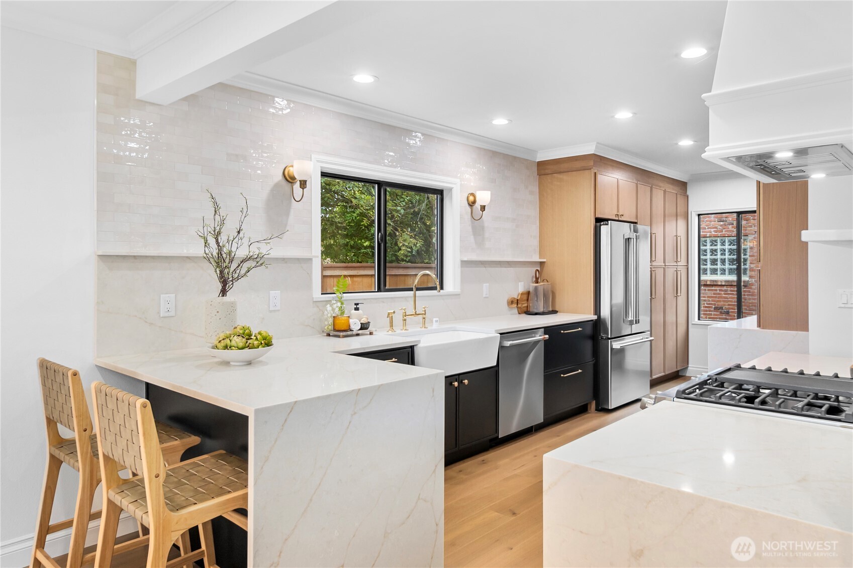 12216 Palatine Avenue N