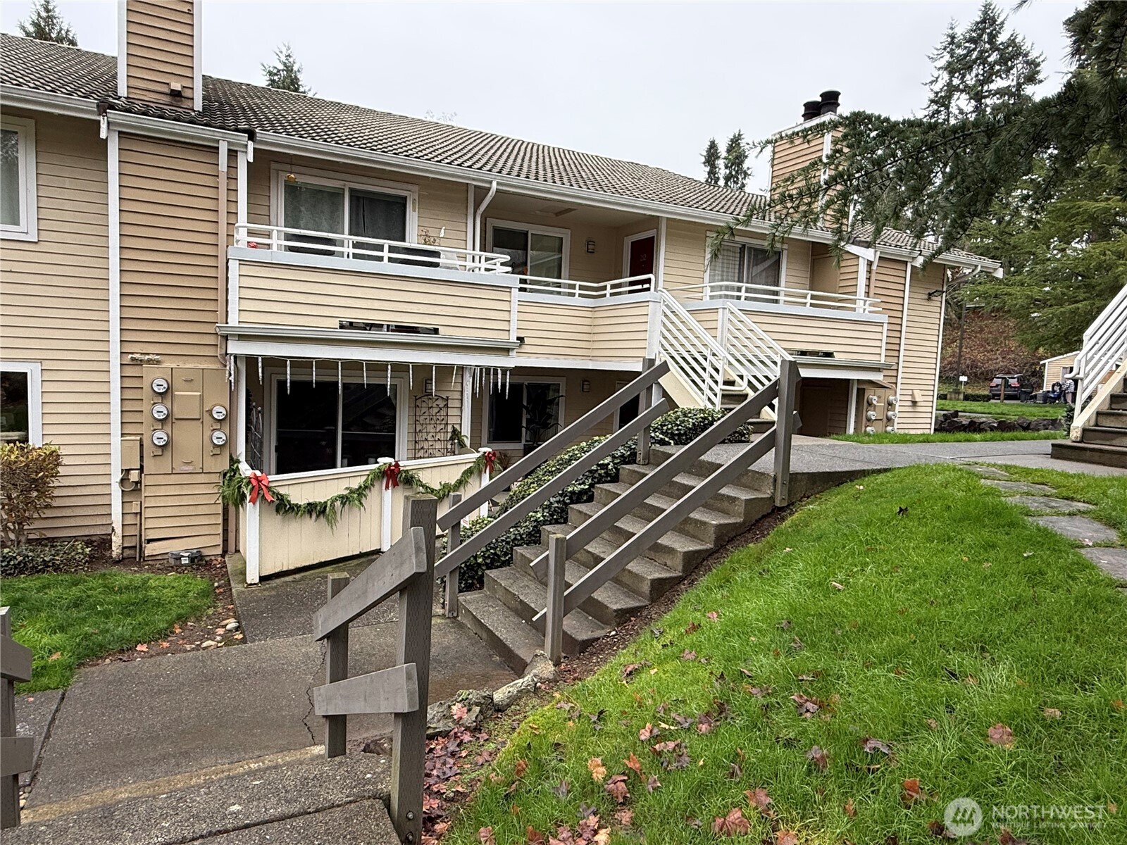 21301 52nd Avenue W Unit: B112