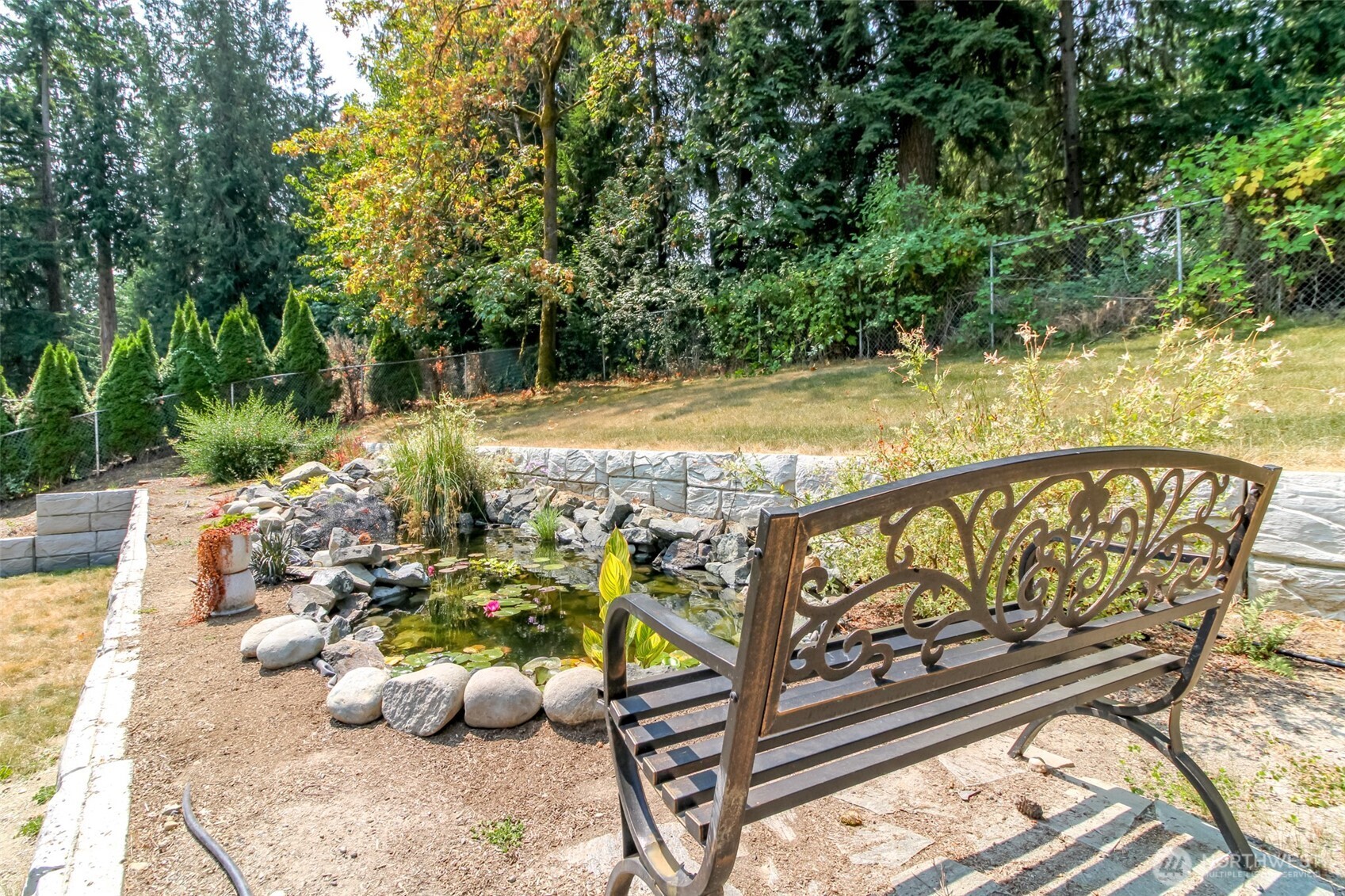 3510 W Tapps Drive E