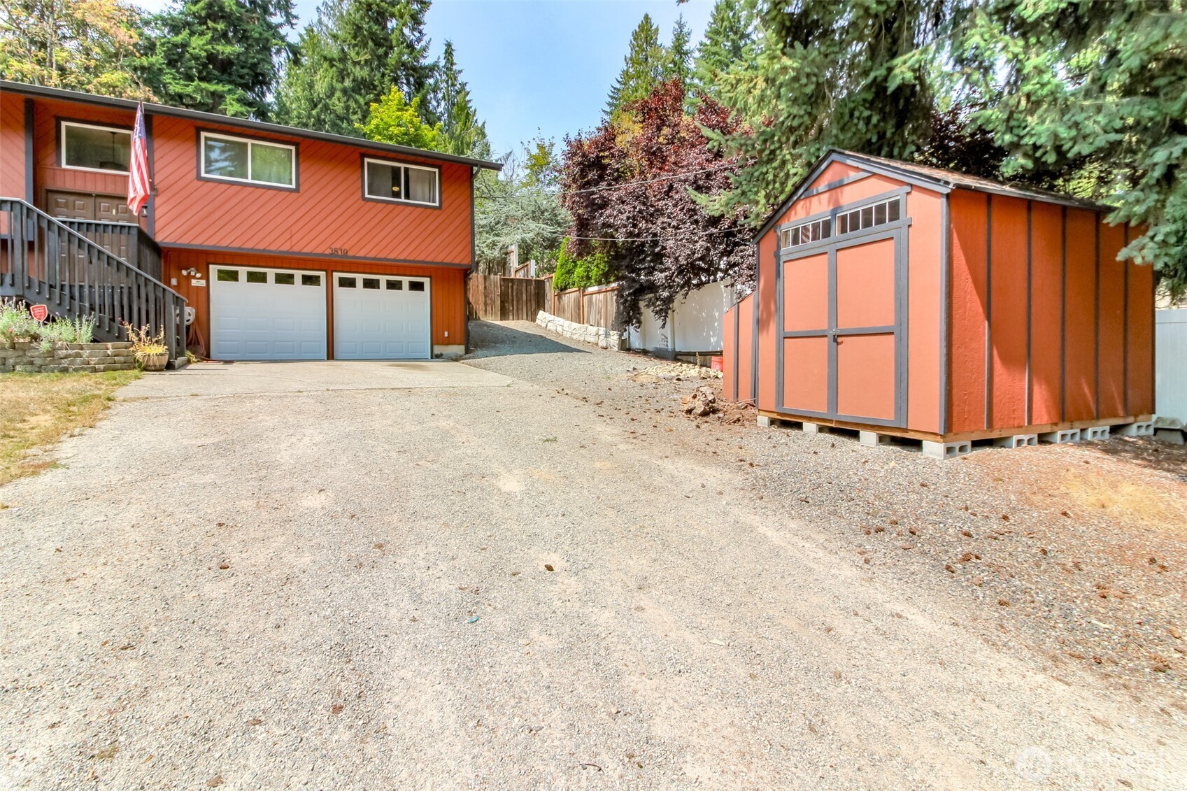 3510 W Tapps Drive E