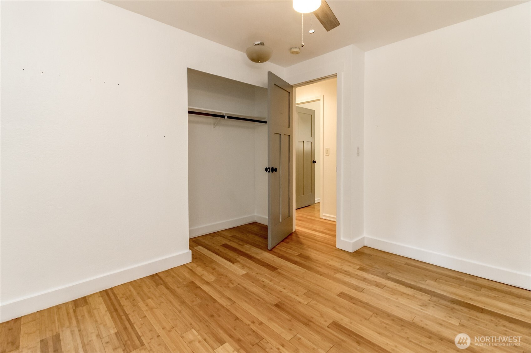 3510 W Tapps Drive E