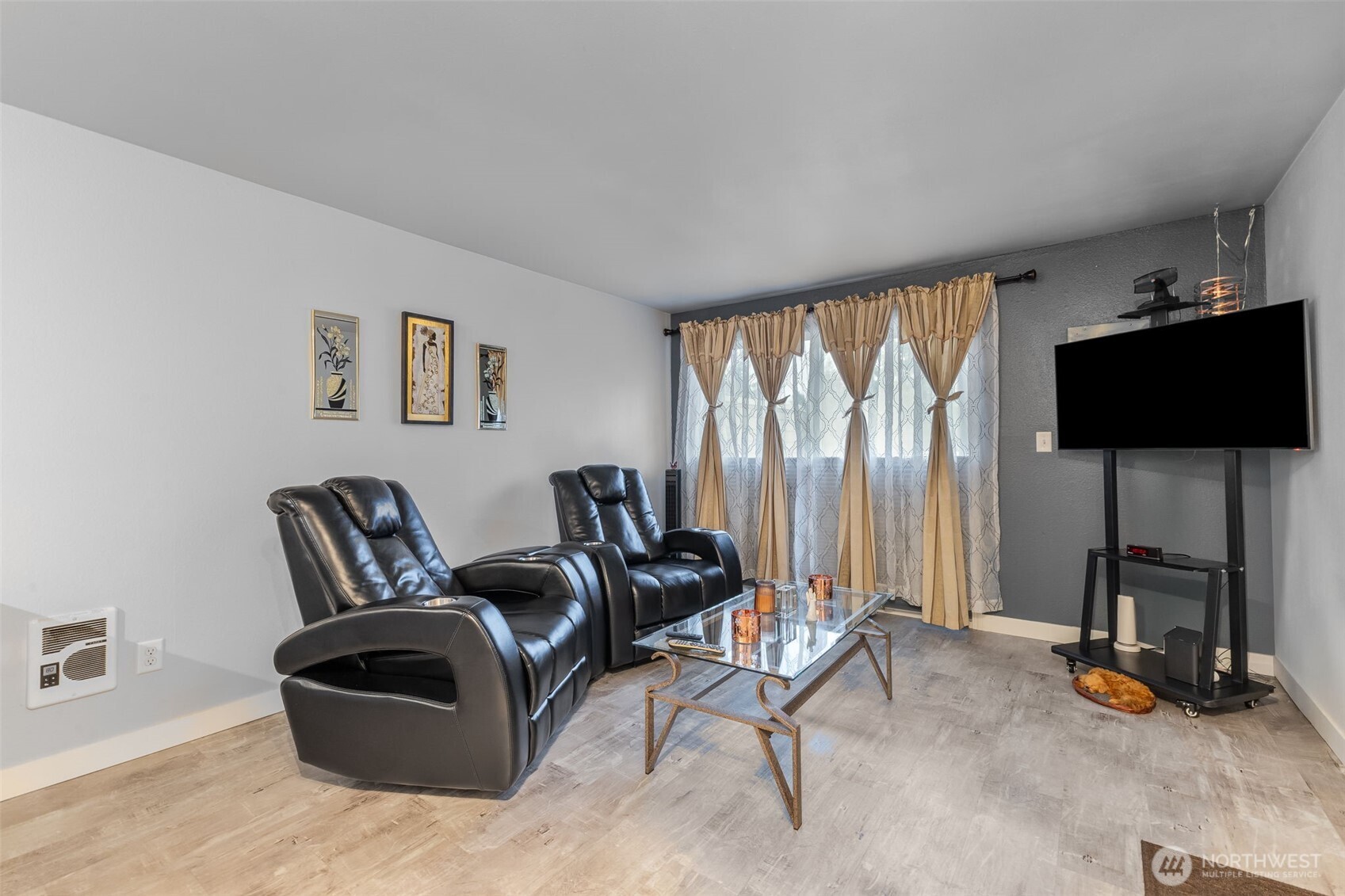 12434 Ambaum Boulevard SW Unit: 114