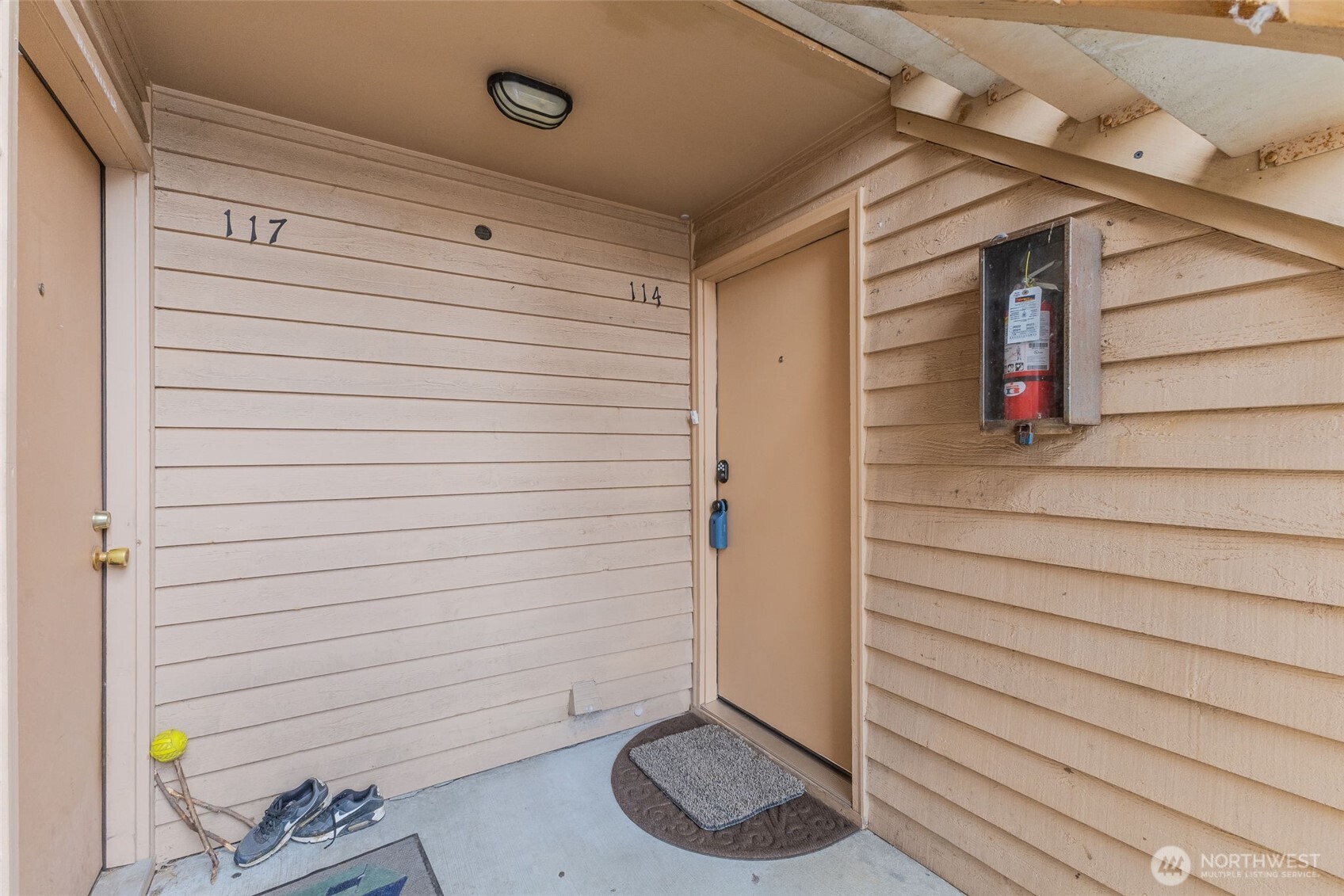 12434 Ambaum Boulevard SW Unit: 114