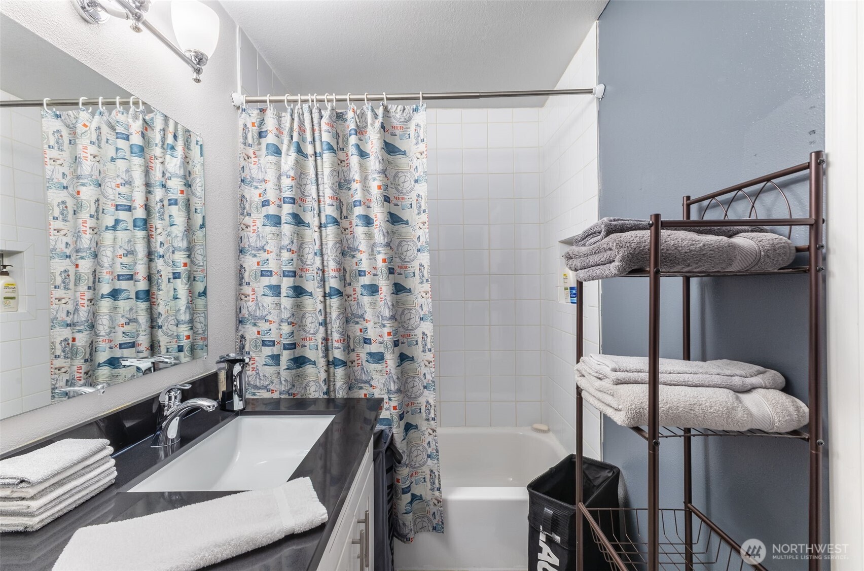 12434 Ambaum Boulevard SW Unit: 114