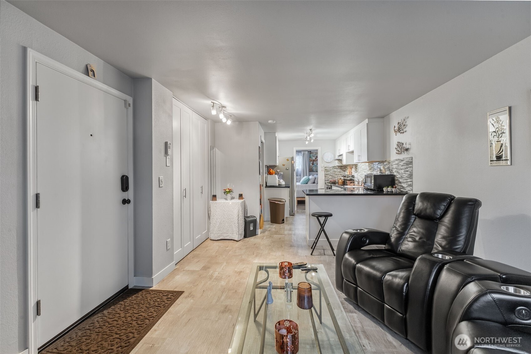 12434 Ambaum Boulevard SW Unit: 114