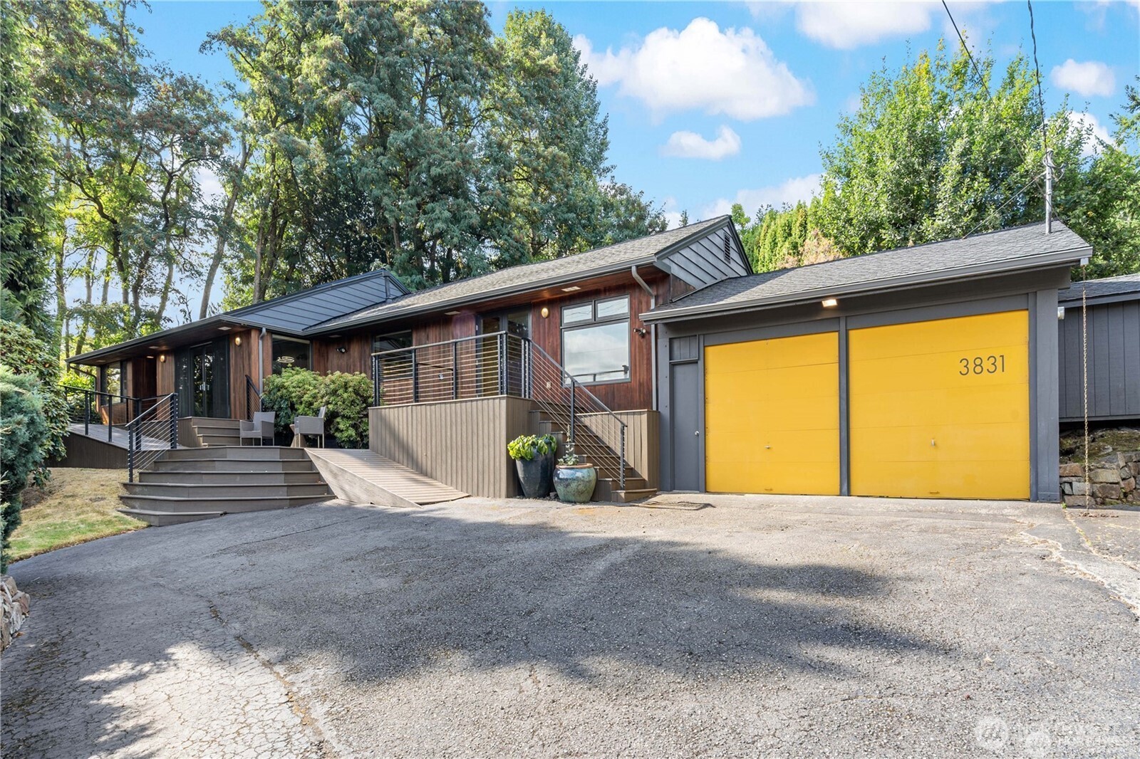 3831 W lake sammamish pkwy NE