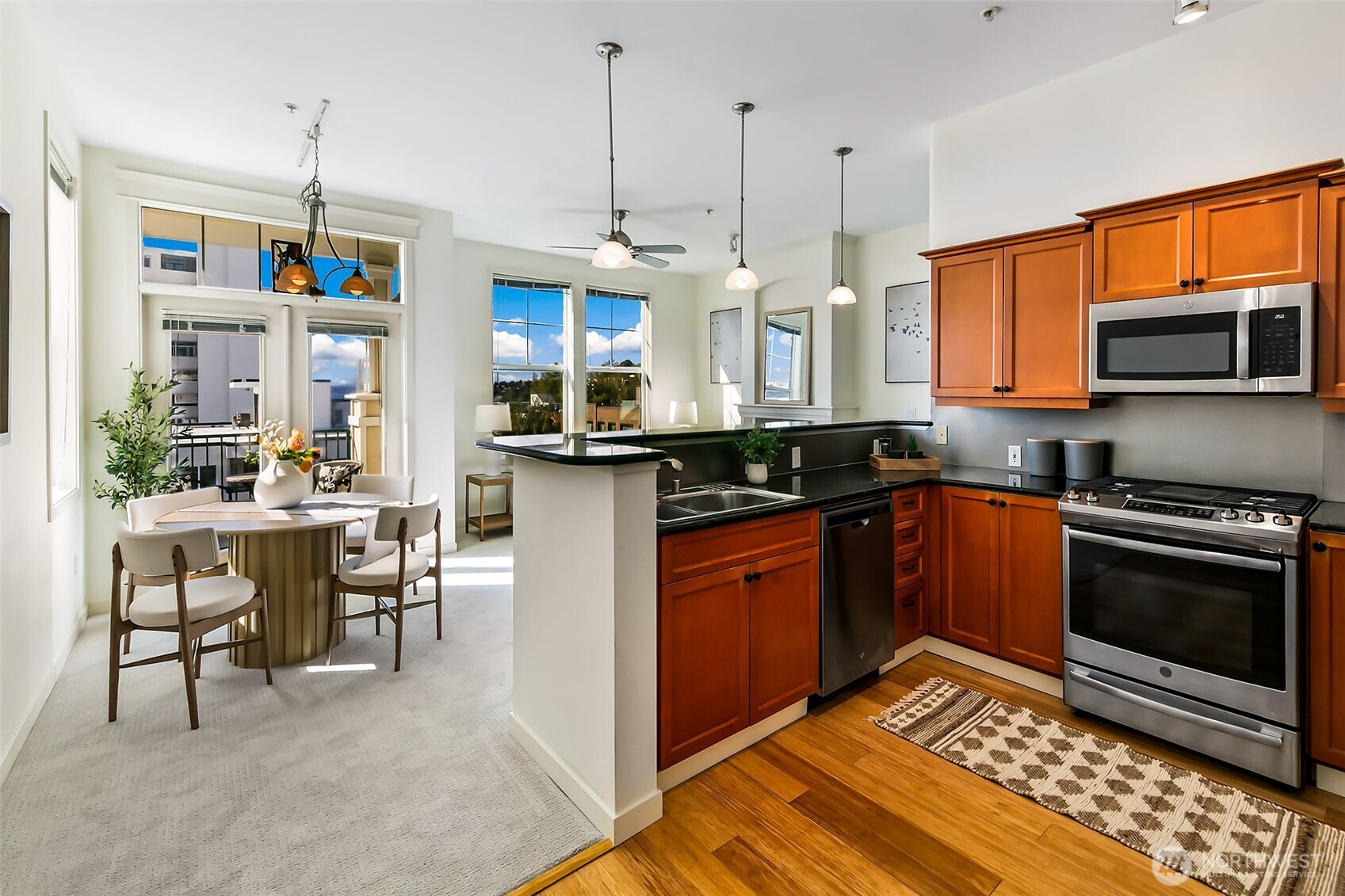 530 4th Avenue W Unit: 502