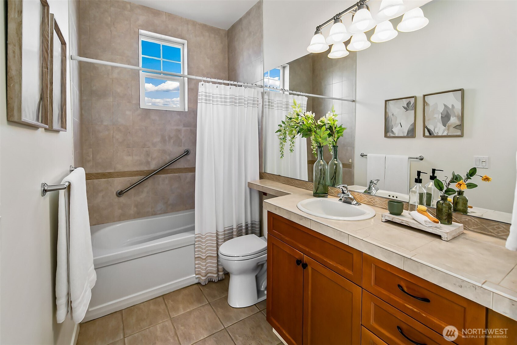 530 4th Avenue W Unit: 502