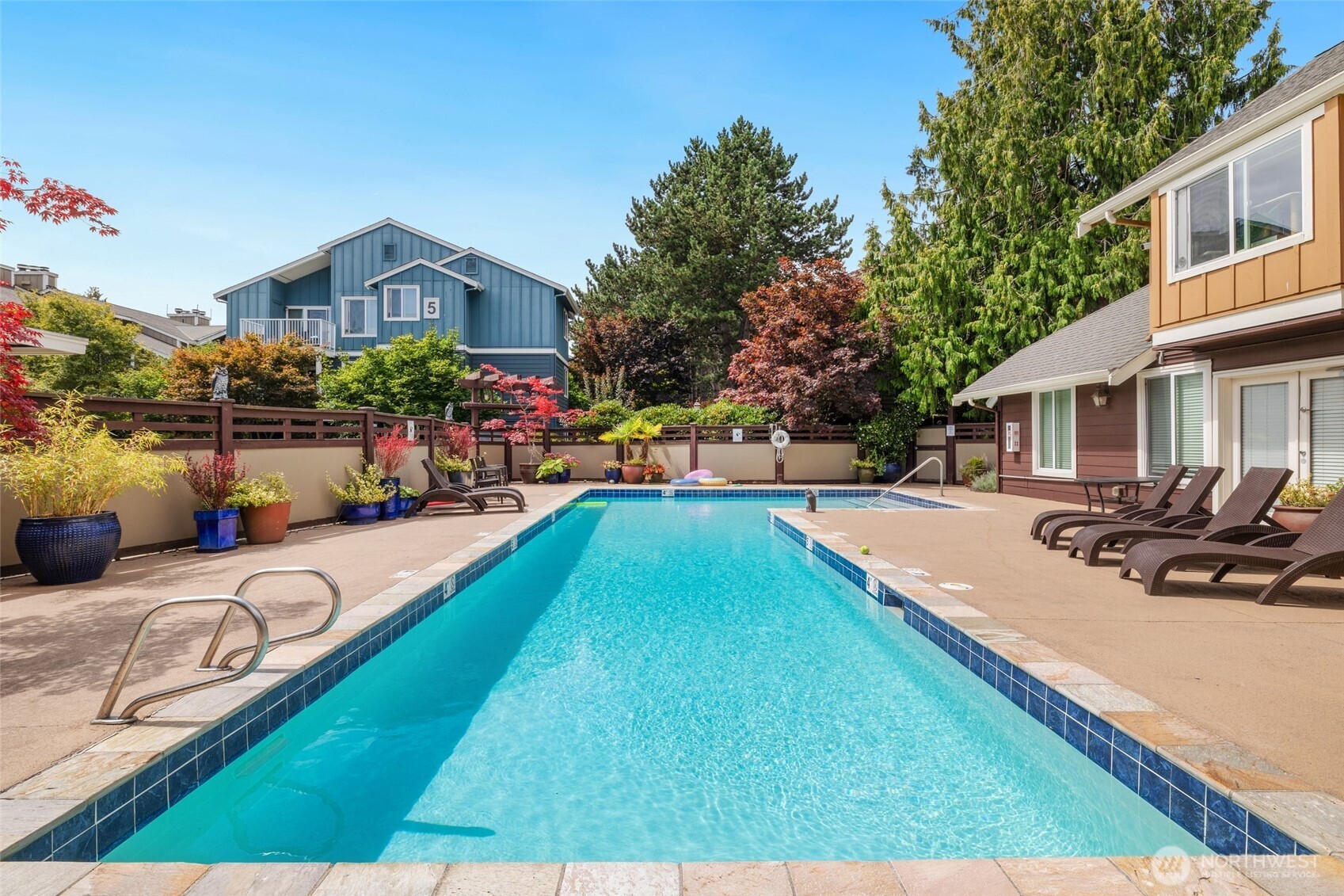 300 N 130th Street Unit: 4301