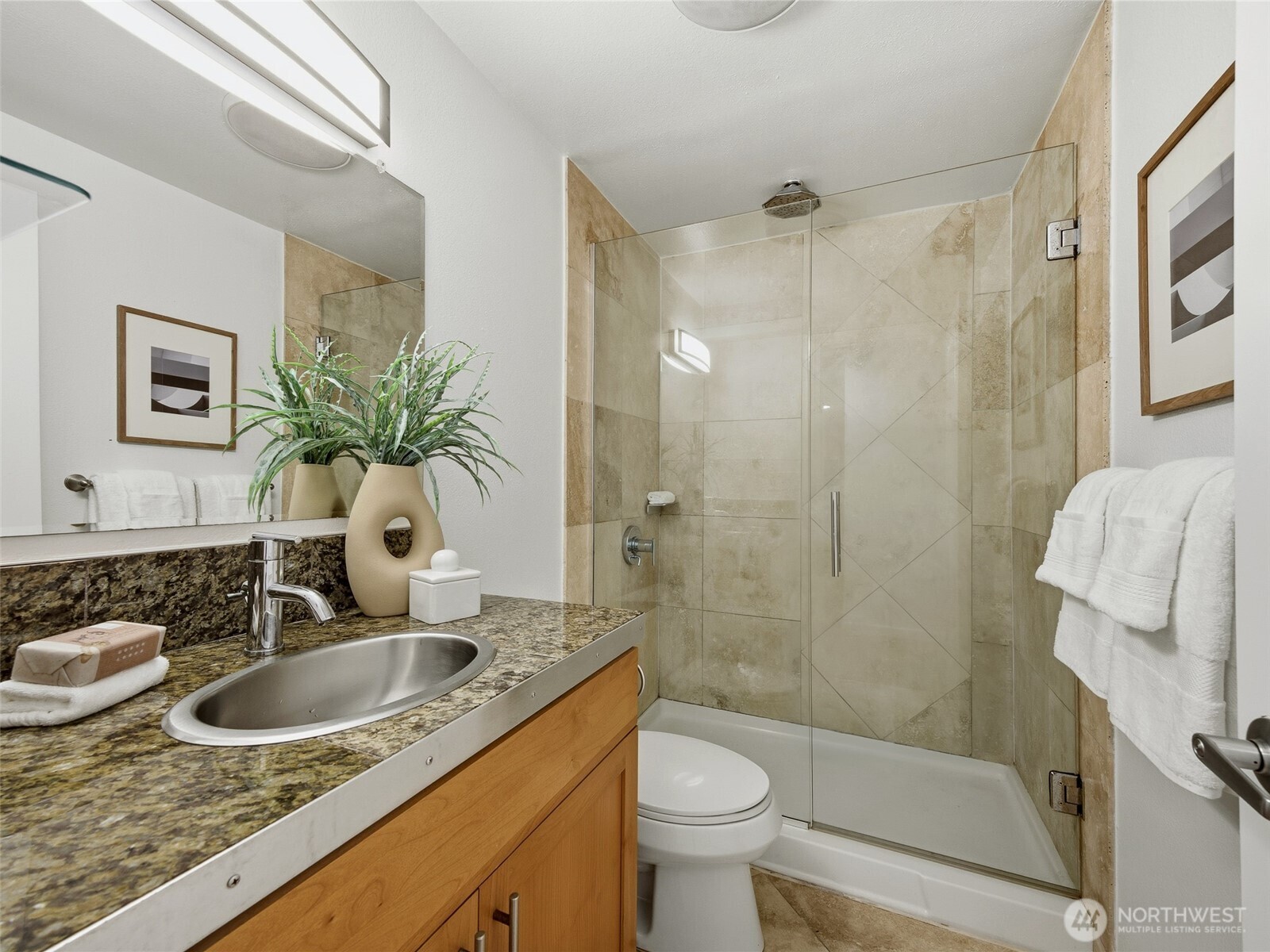 3661 Phinney Avenue N Unit: 107