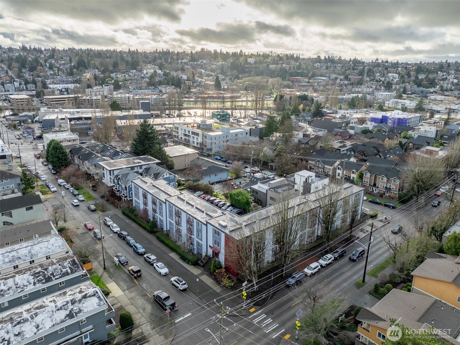 3661 Phinney Avenue N Unit: 107