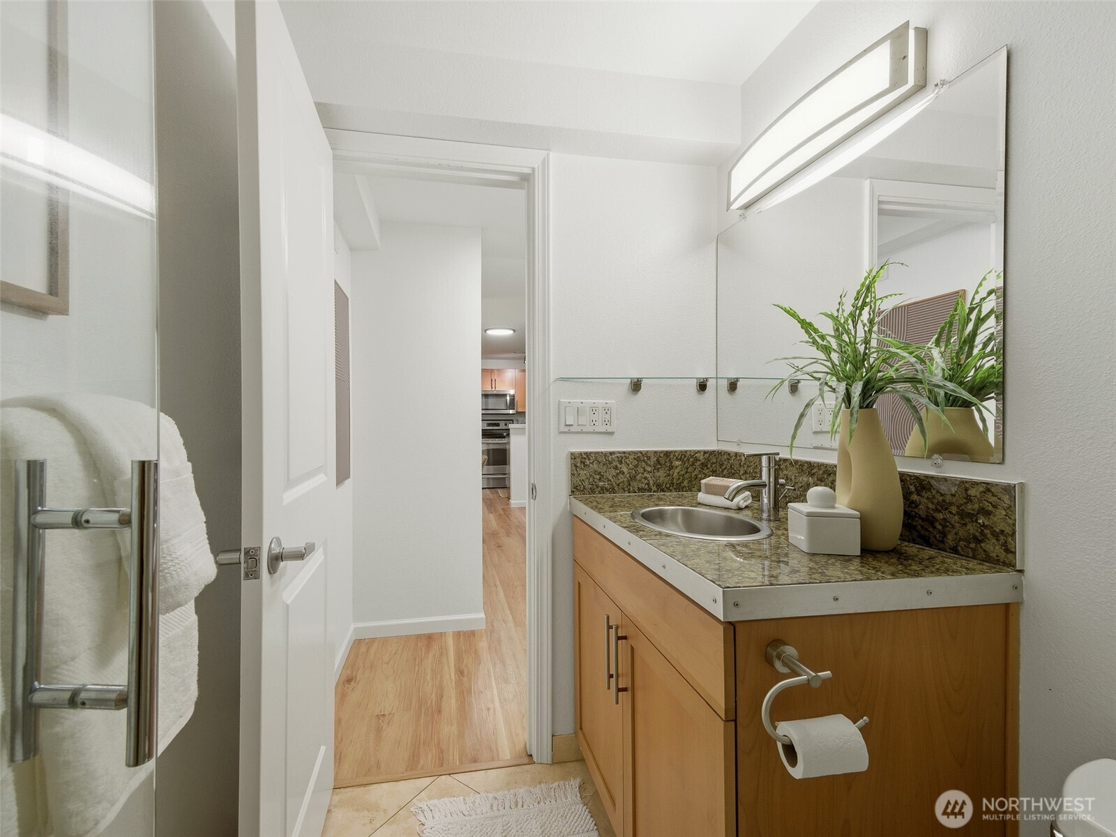 3661 Phinney Avenue N Unit: 107