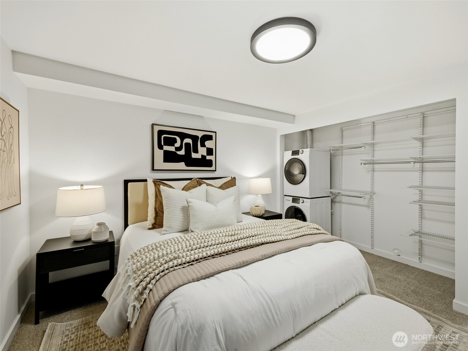 3661 Phinney Avenue N Unit: 107