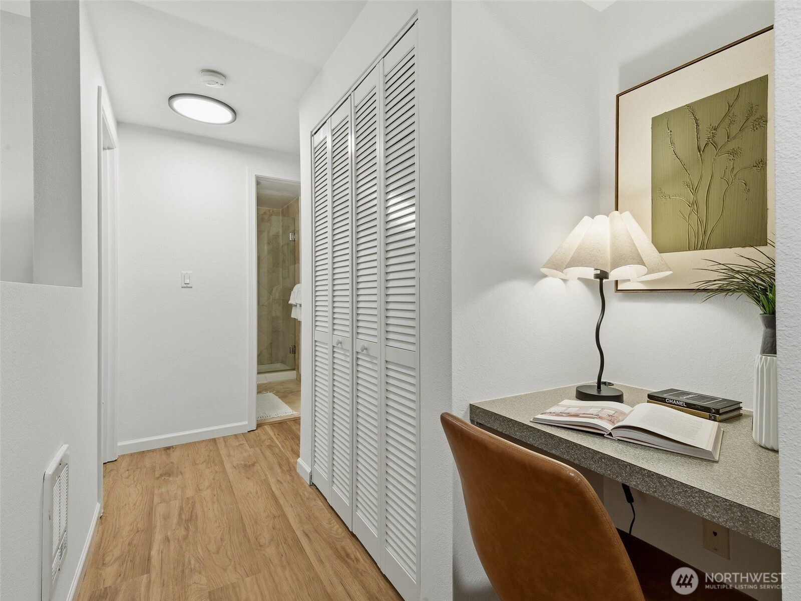 3661 Phinney Avenue N Unit: 107