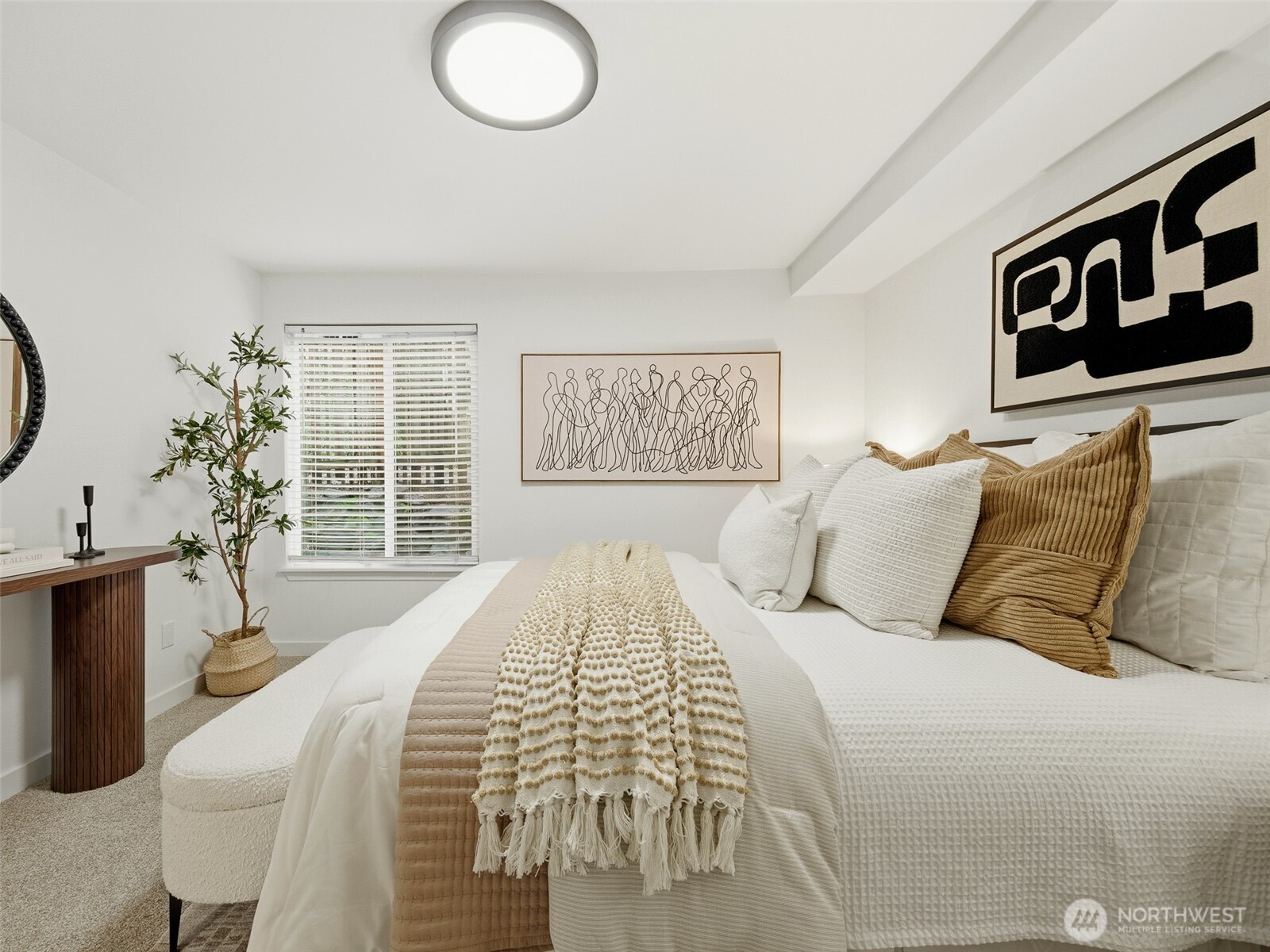 3661 Phinney Avenue N Unit: 107