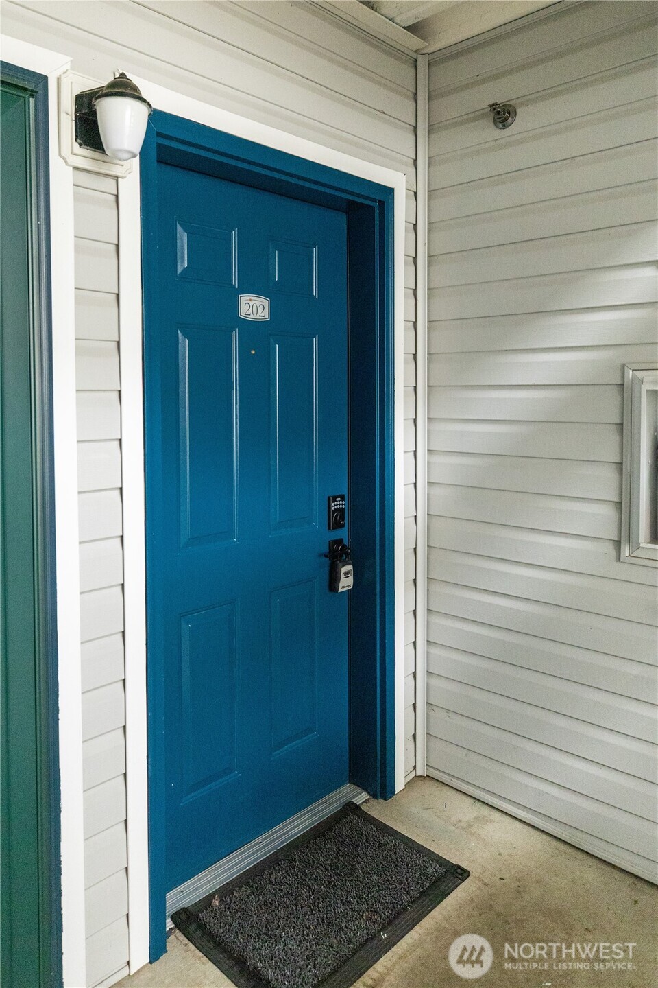 33020 10th Avenue SW Unit: B202