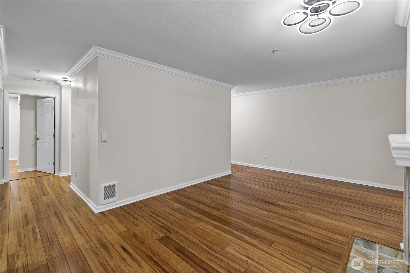 33020 10th Avenue SW Unit: B202