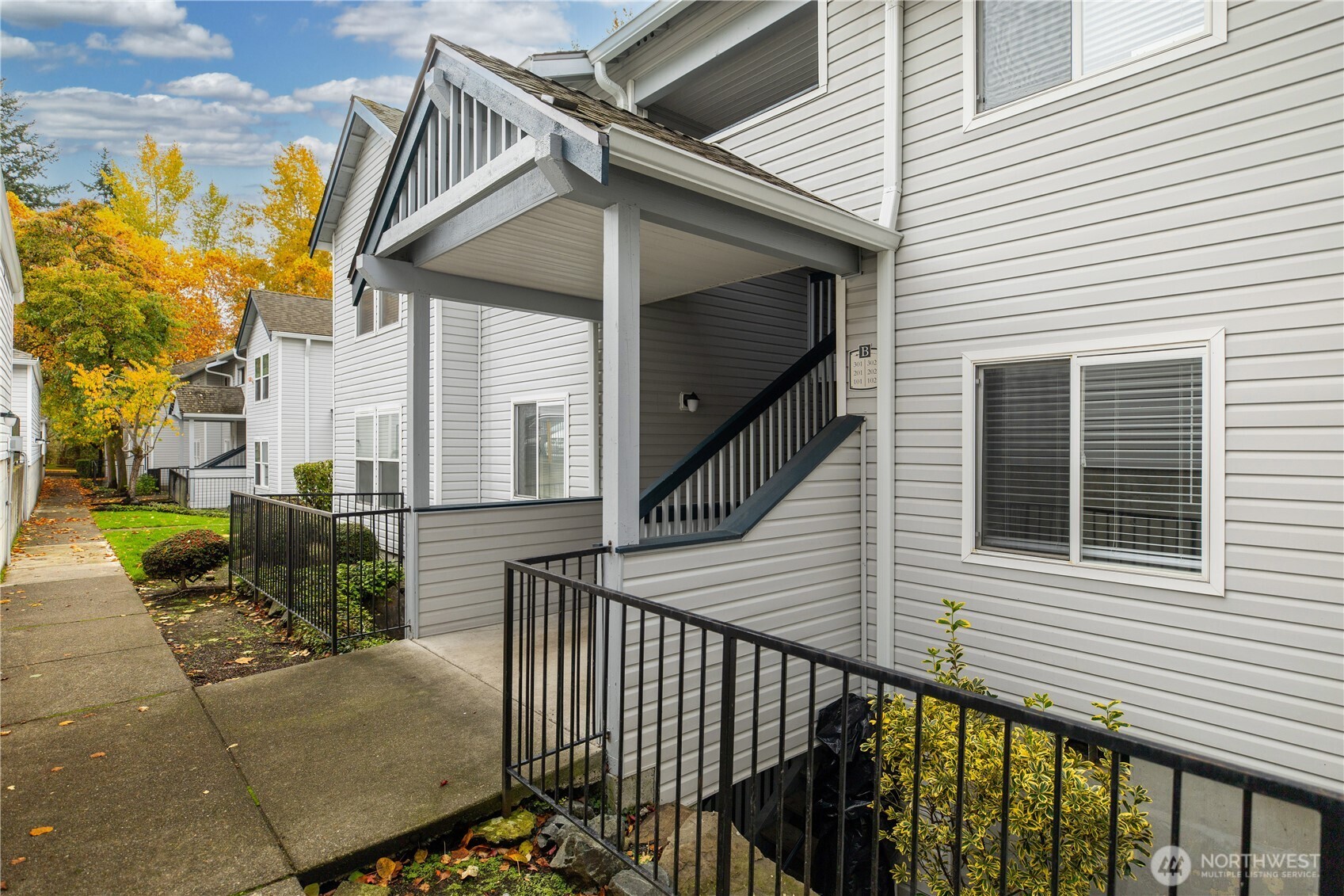 33020 10th Avenue SW Unit: B202