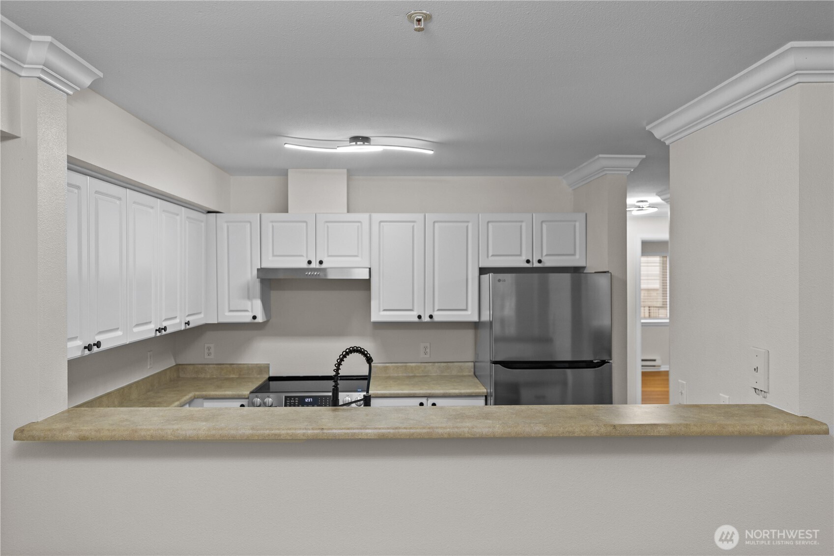 33020 10th Avenue SW Unit: B202