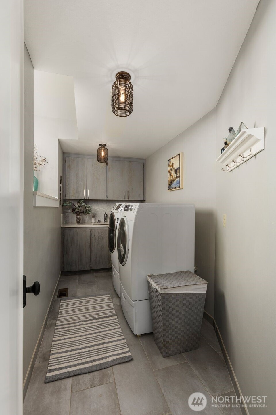 2911 196th Avenue Ct E