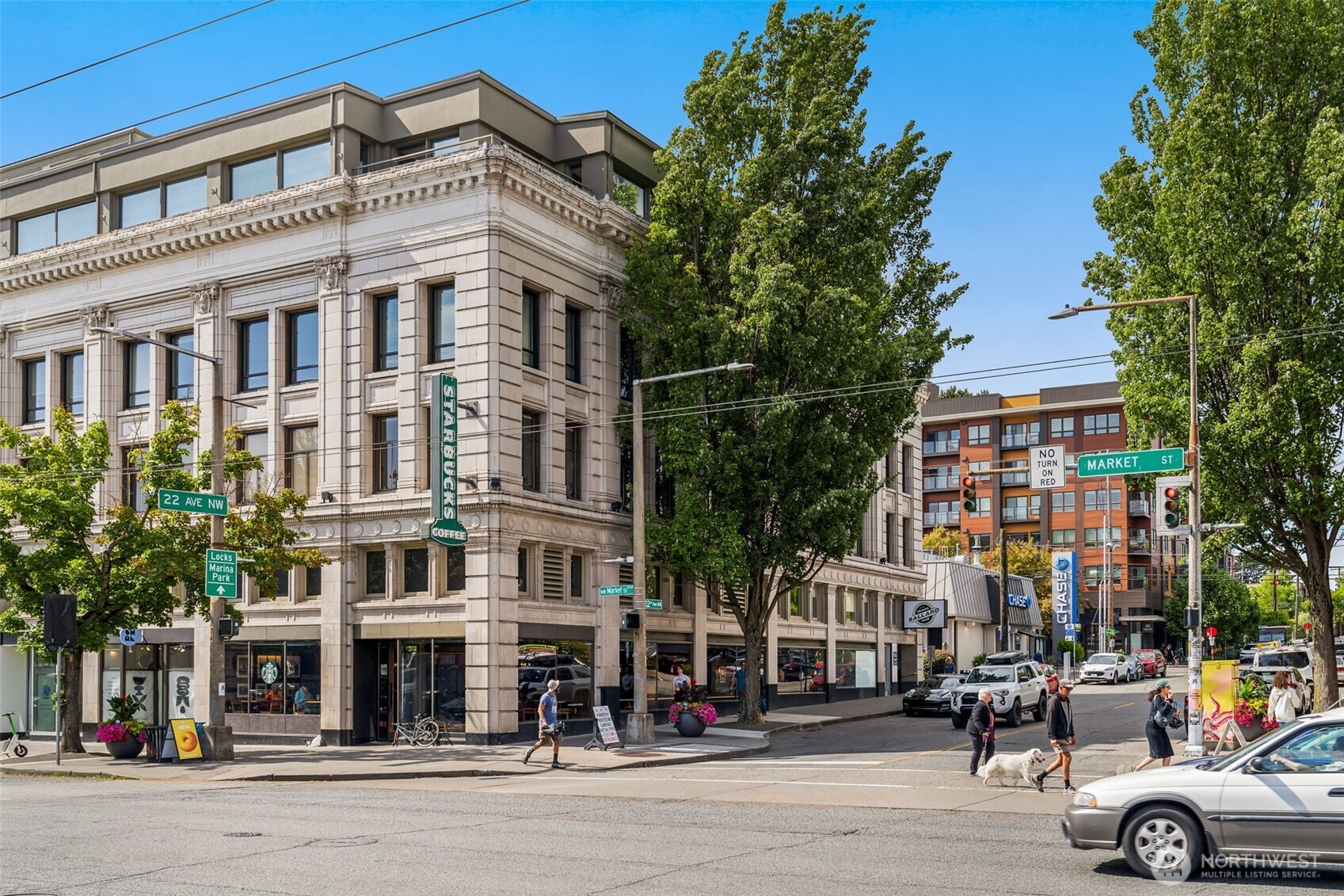 6740 Alonzo Avenue NW