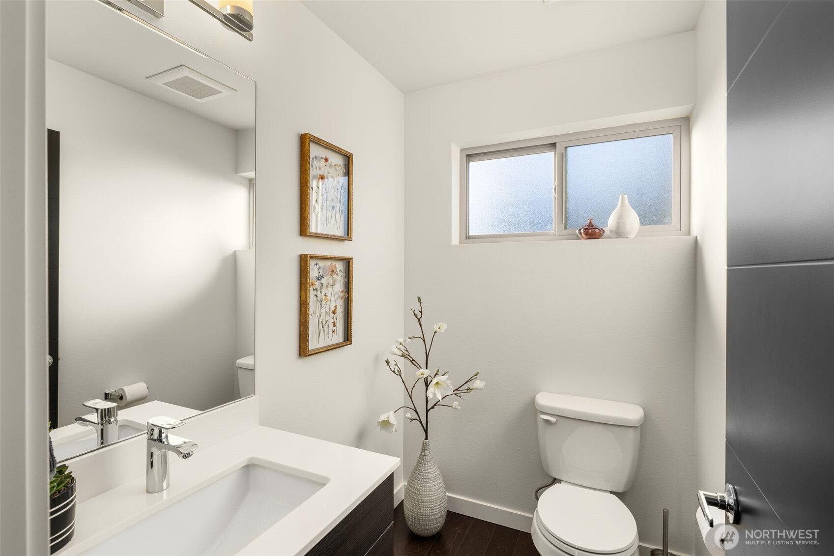 6740 Alonzo Avenue NW