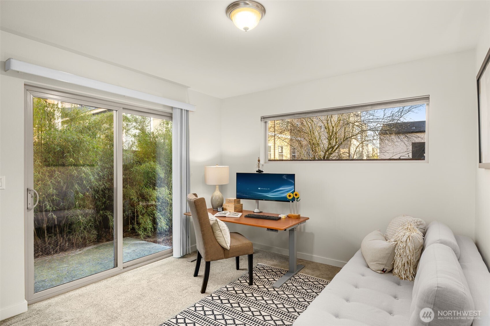 6740 Alonzo Avenue NW