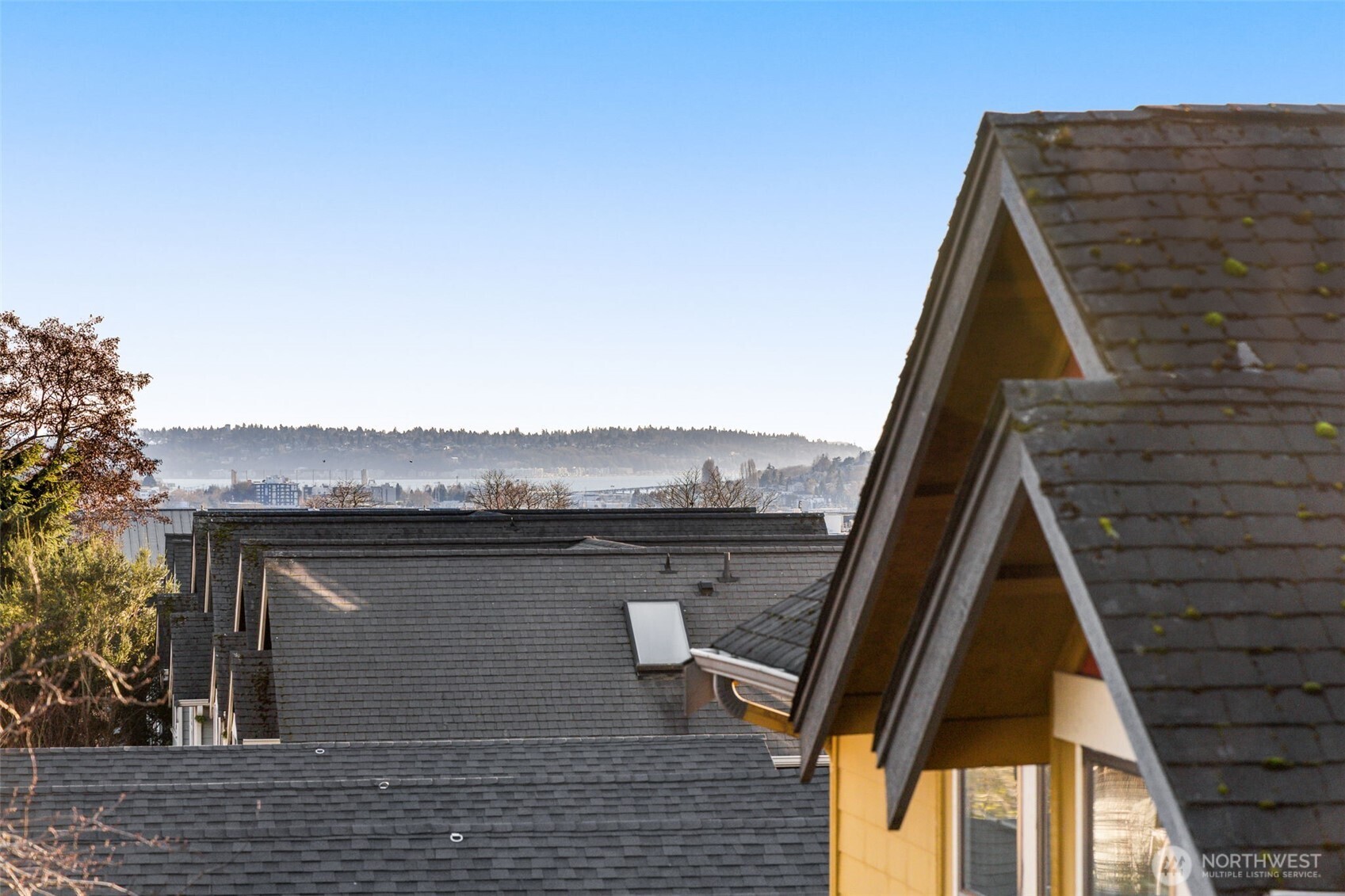 6740 Alonzo Avenue NW