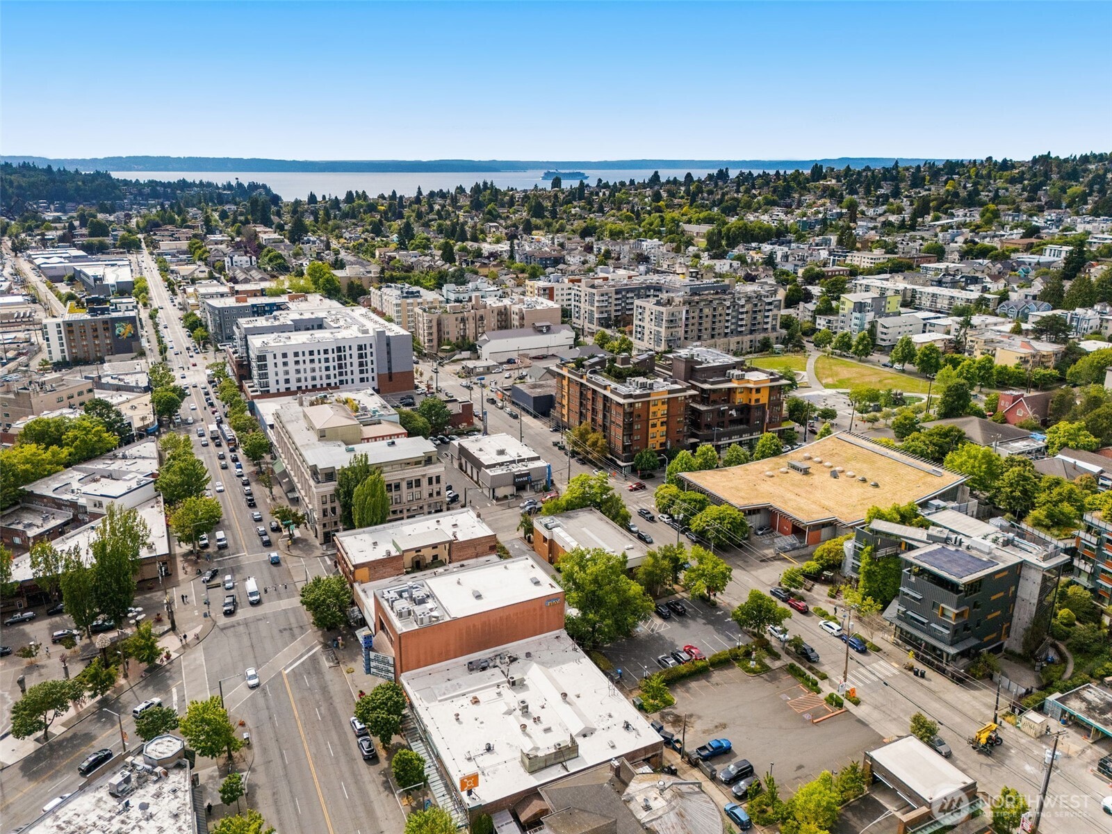 6740 Alonzo Avenue NW