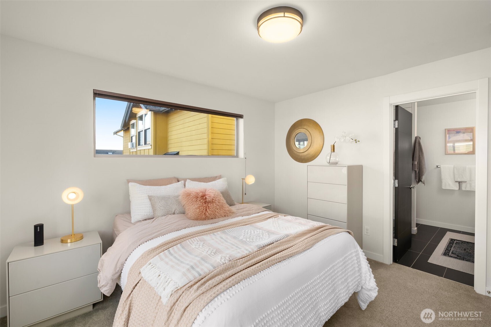 6740 Alonzo Avenue NW