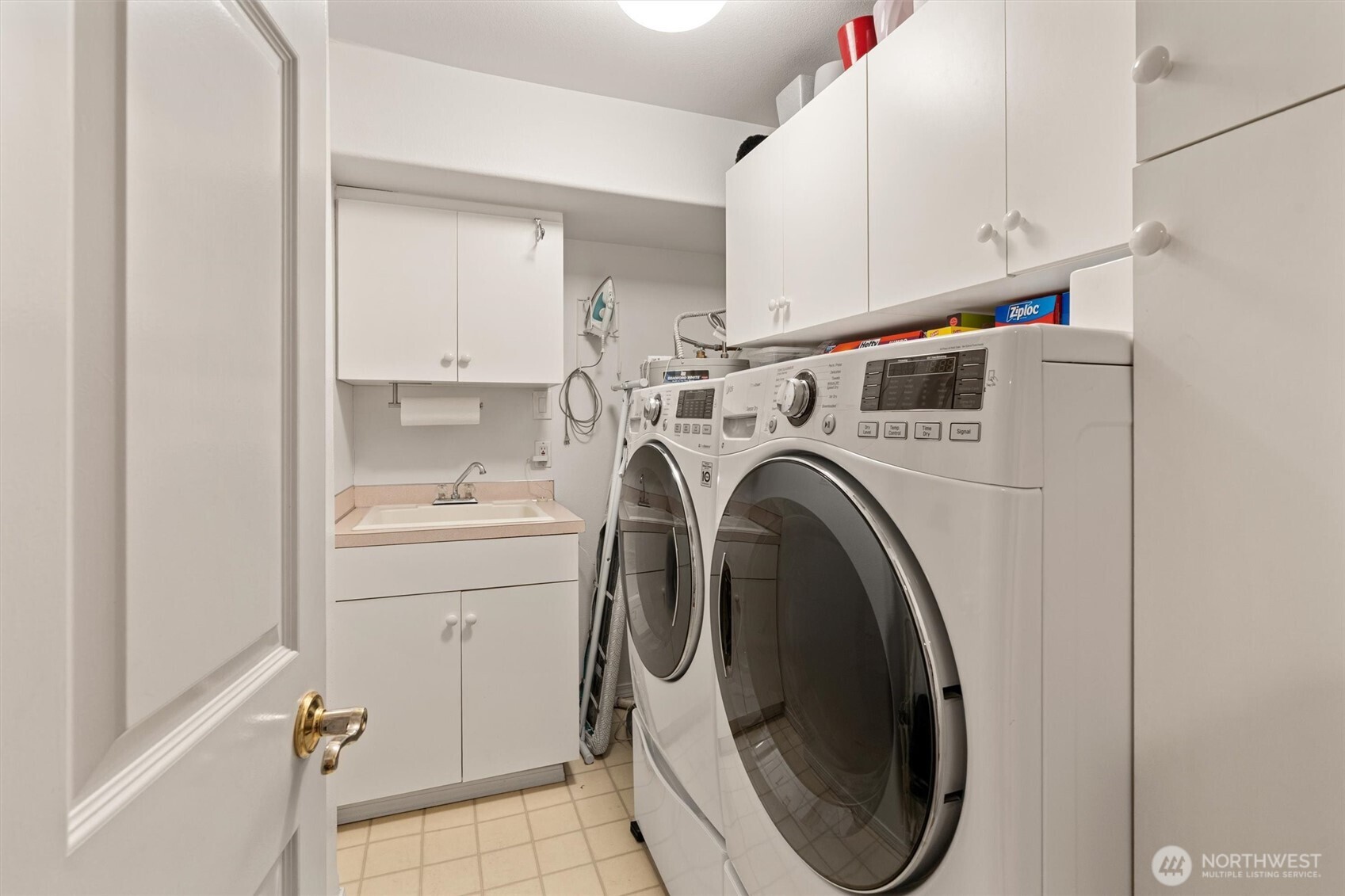 1550 Alki Avenue SW Unit: 302