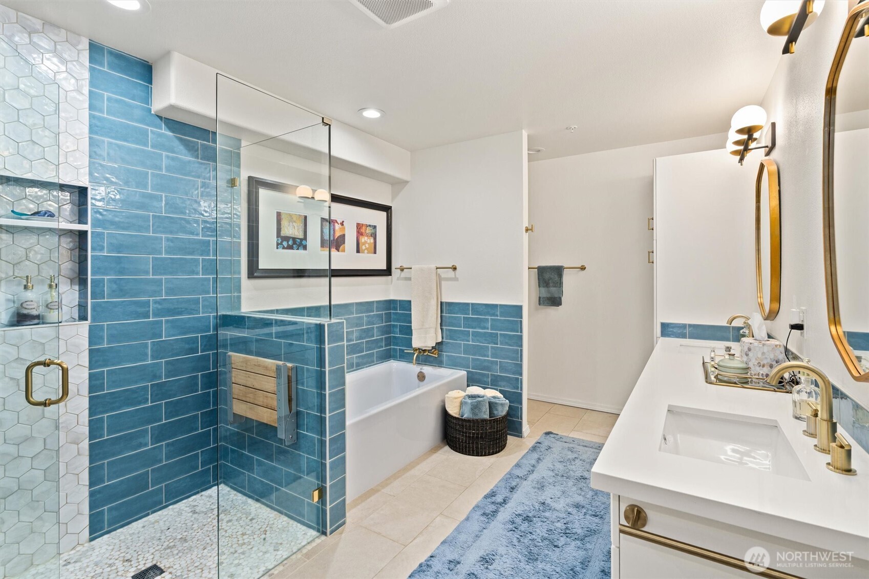 1550 Alki Avenue SW Unit: 302