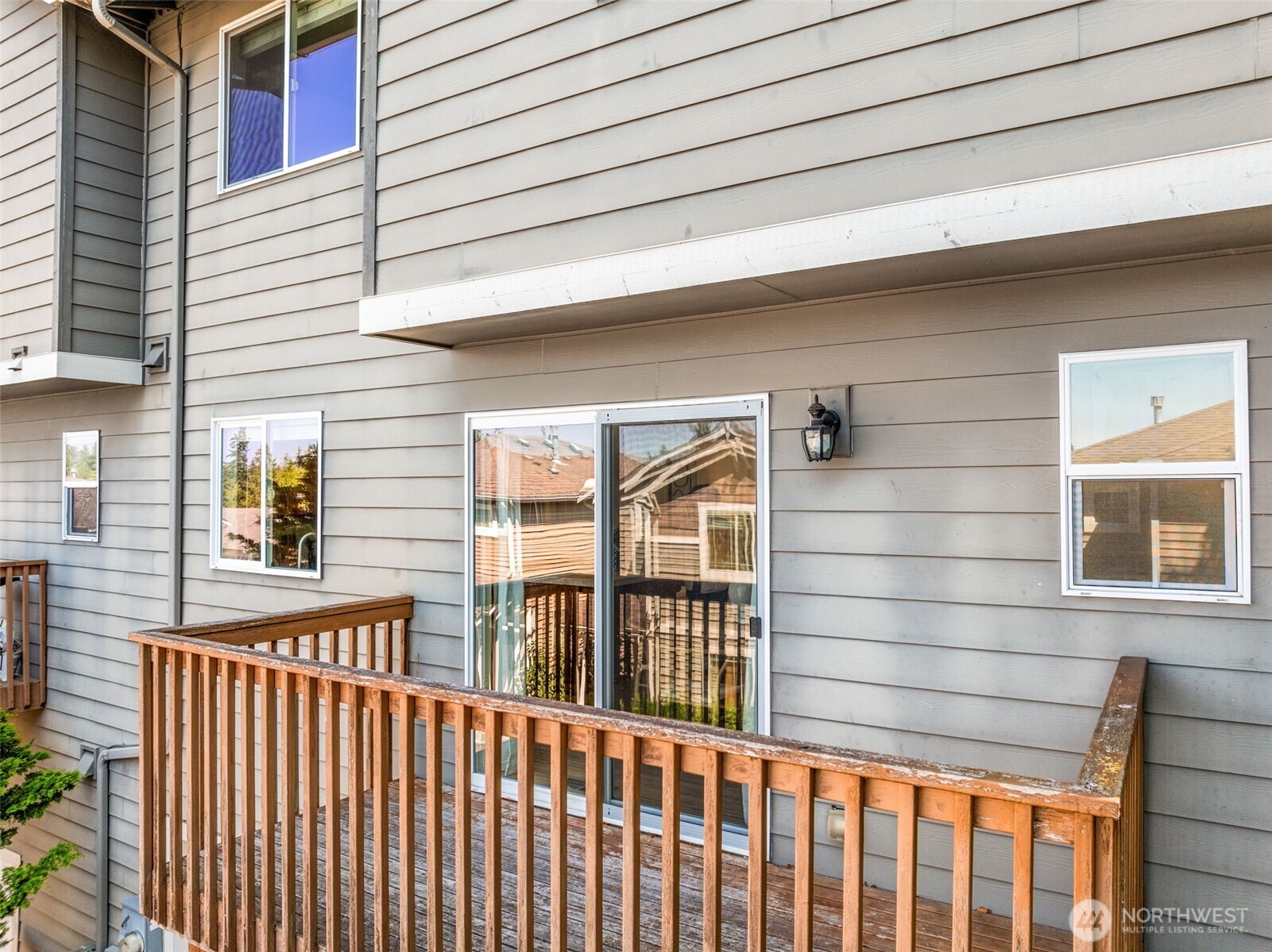 15623 44th Place W Unit: Unit B