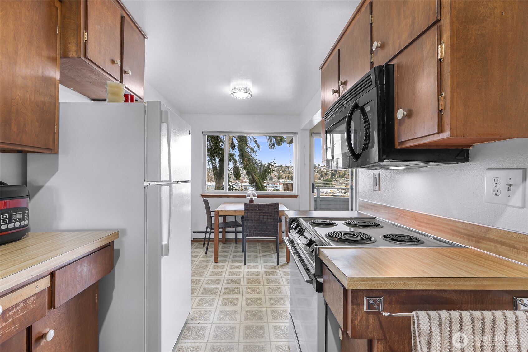 3814 11th Avenue W Unit: 22