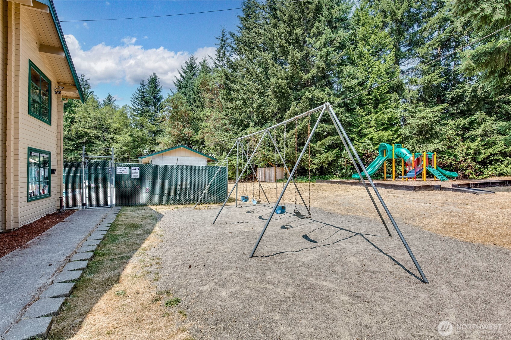 22295 Wavecrest Avenue NE