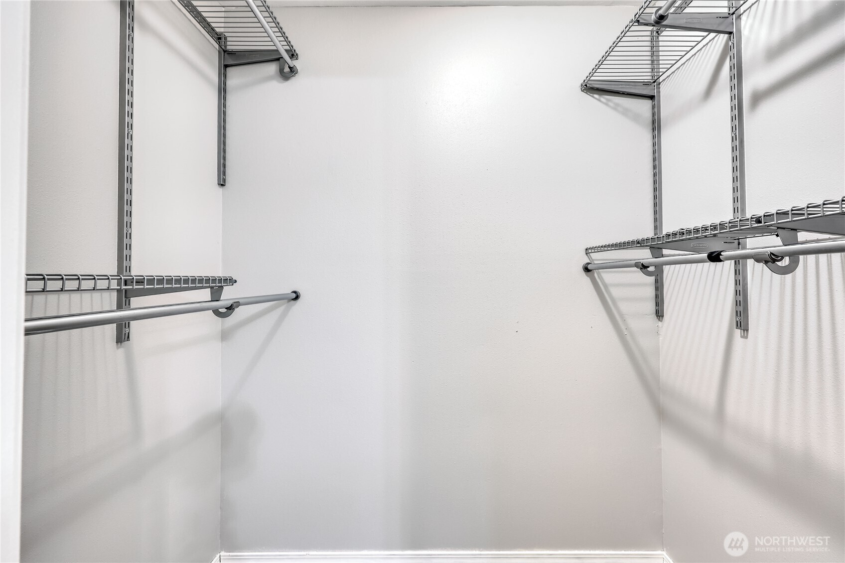 22295 Wavecrest Avenue NE