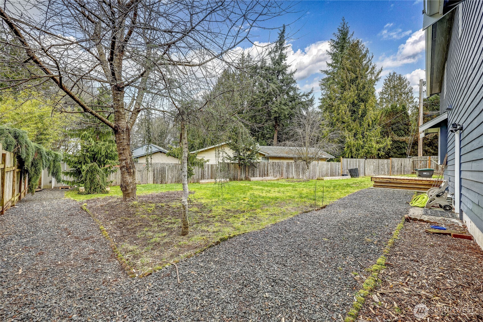 22295 Wavecrest Avenue NE