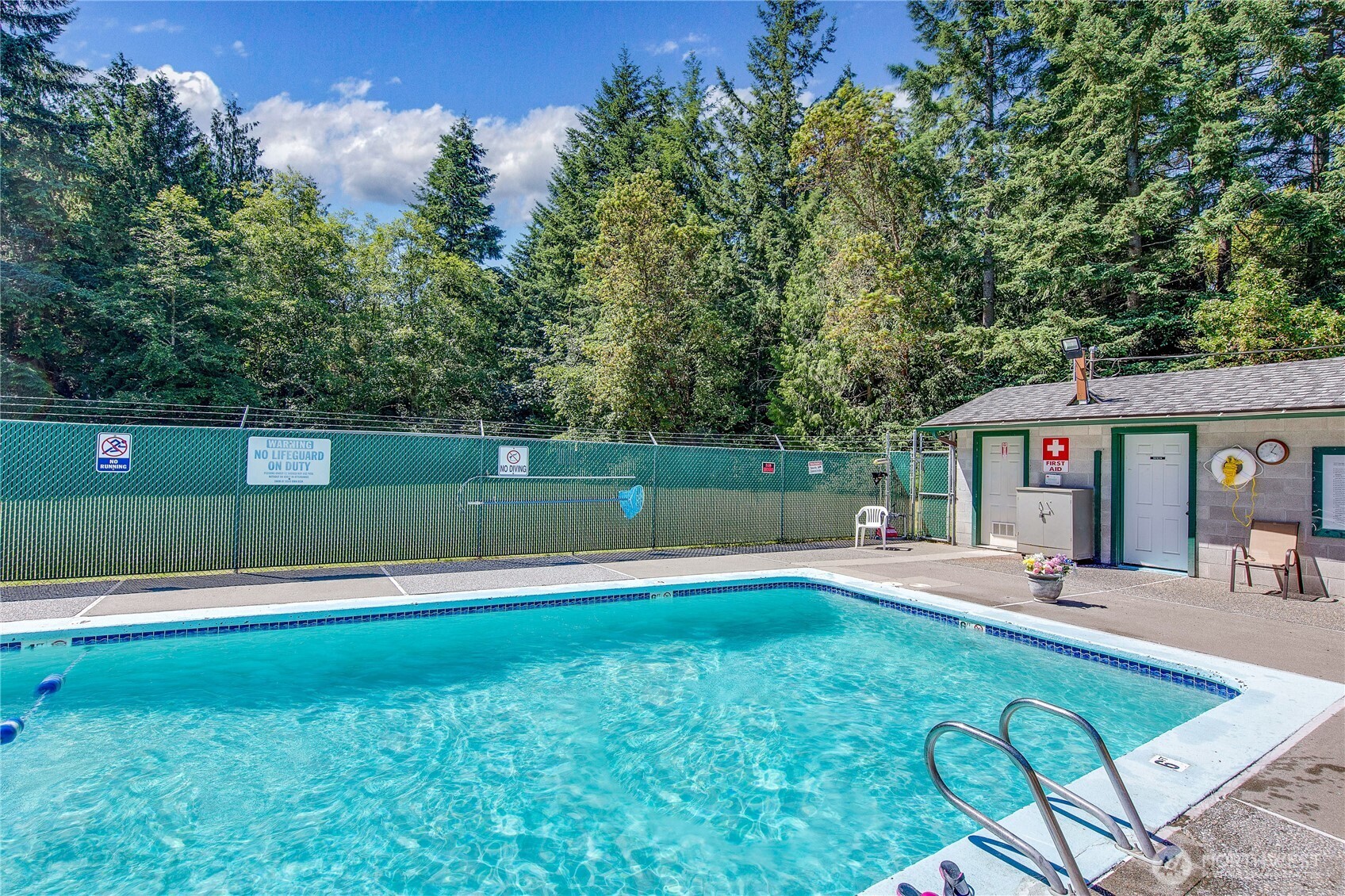 22295 Wavecrest Avenue NE